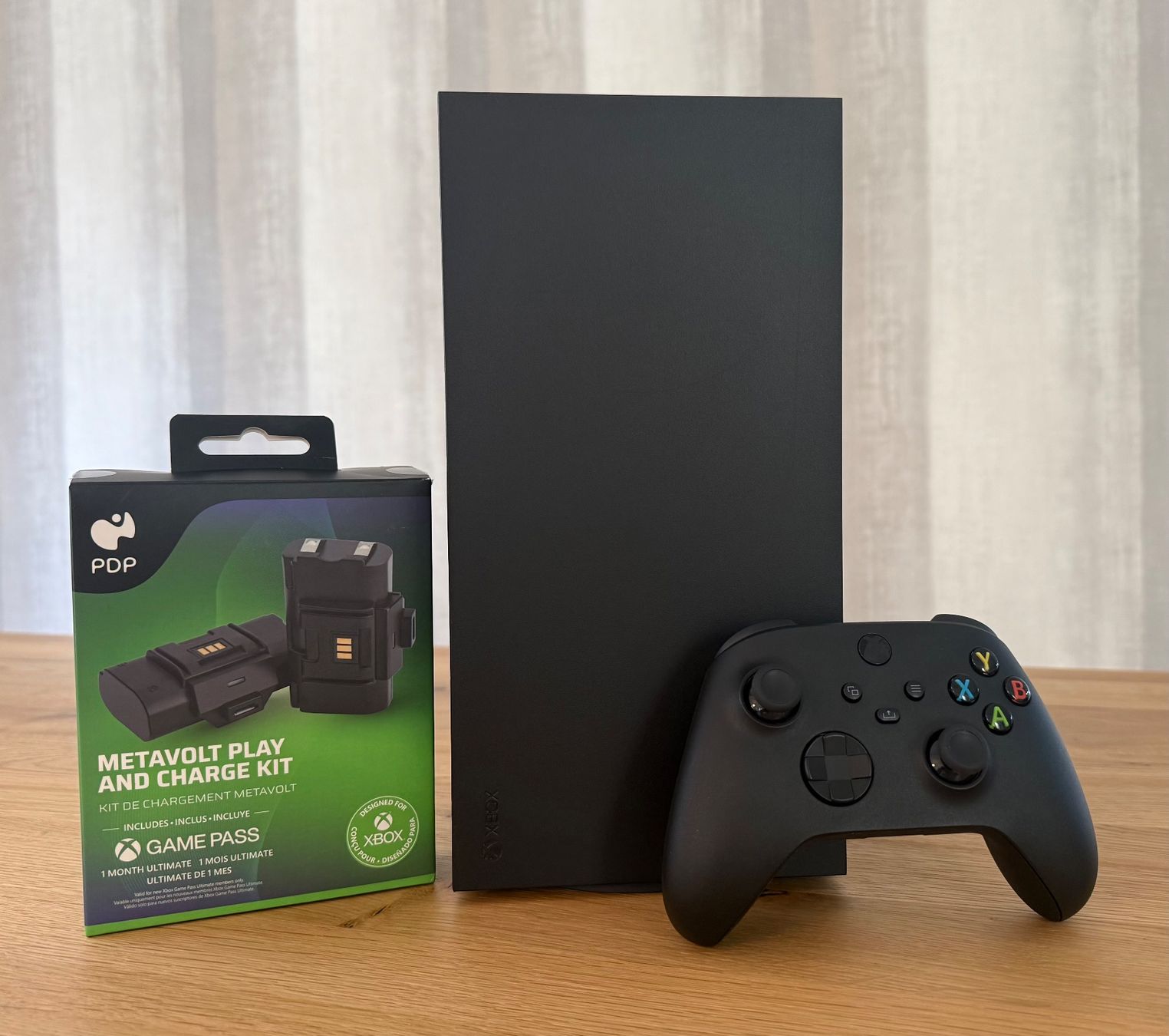 Microsoft Consoles: Xbox Series X + 1 Controller + 2 Charger – D'occasion à Contone par Chaos76