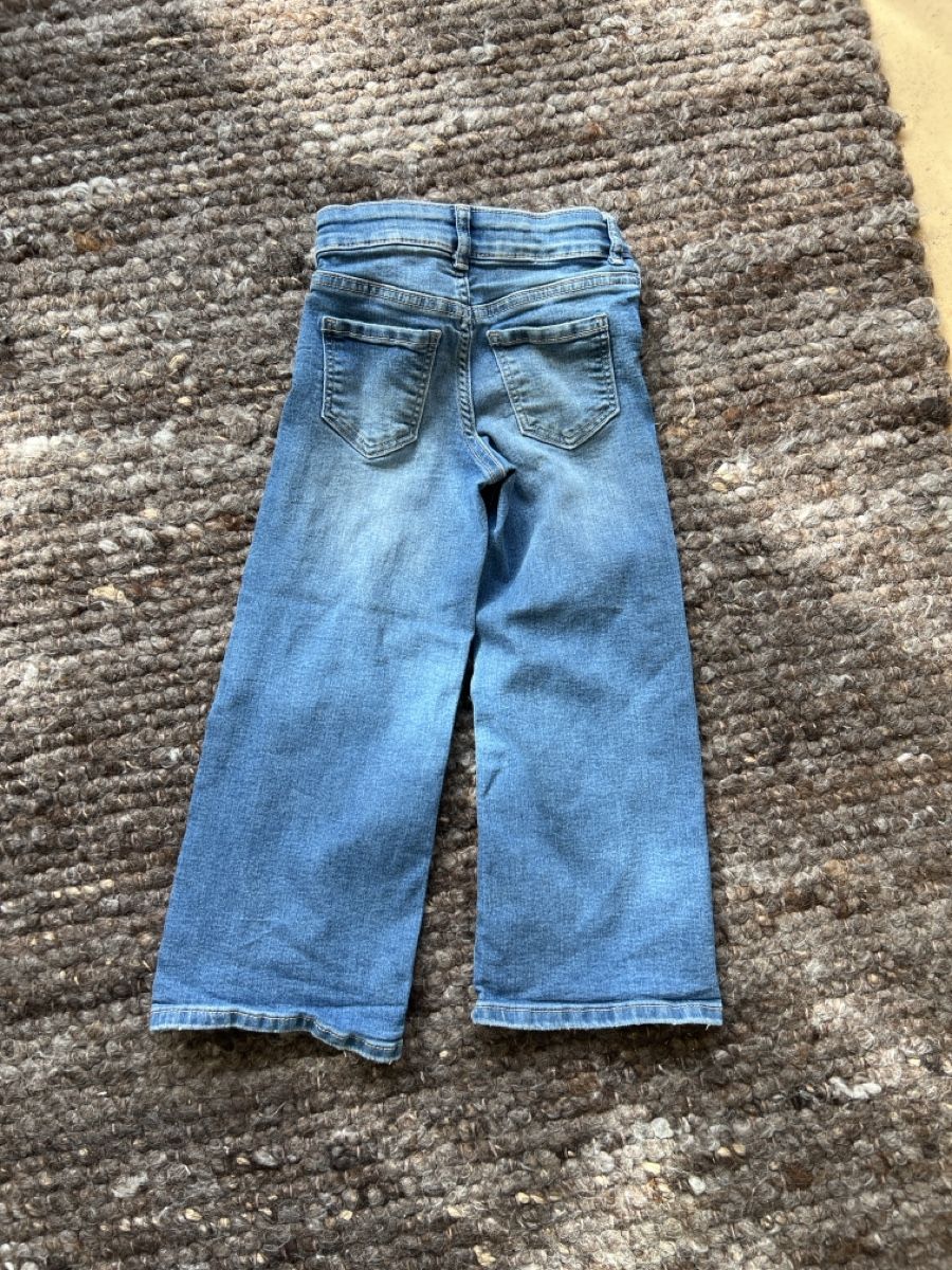 H&M Pantaloni: H&M Kinderjeans Grösse 110 – Usato da Winterthur venduto da LeonoraCor 1