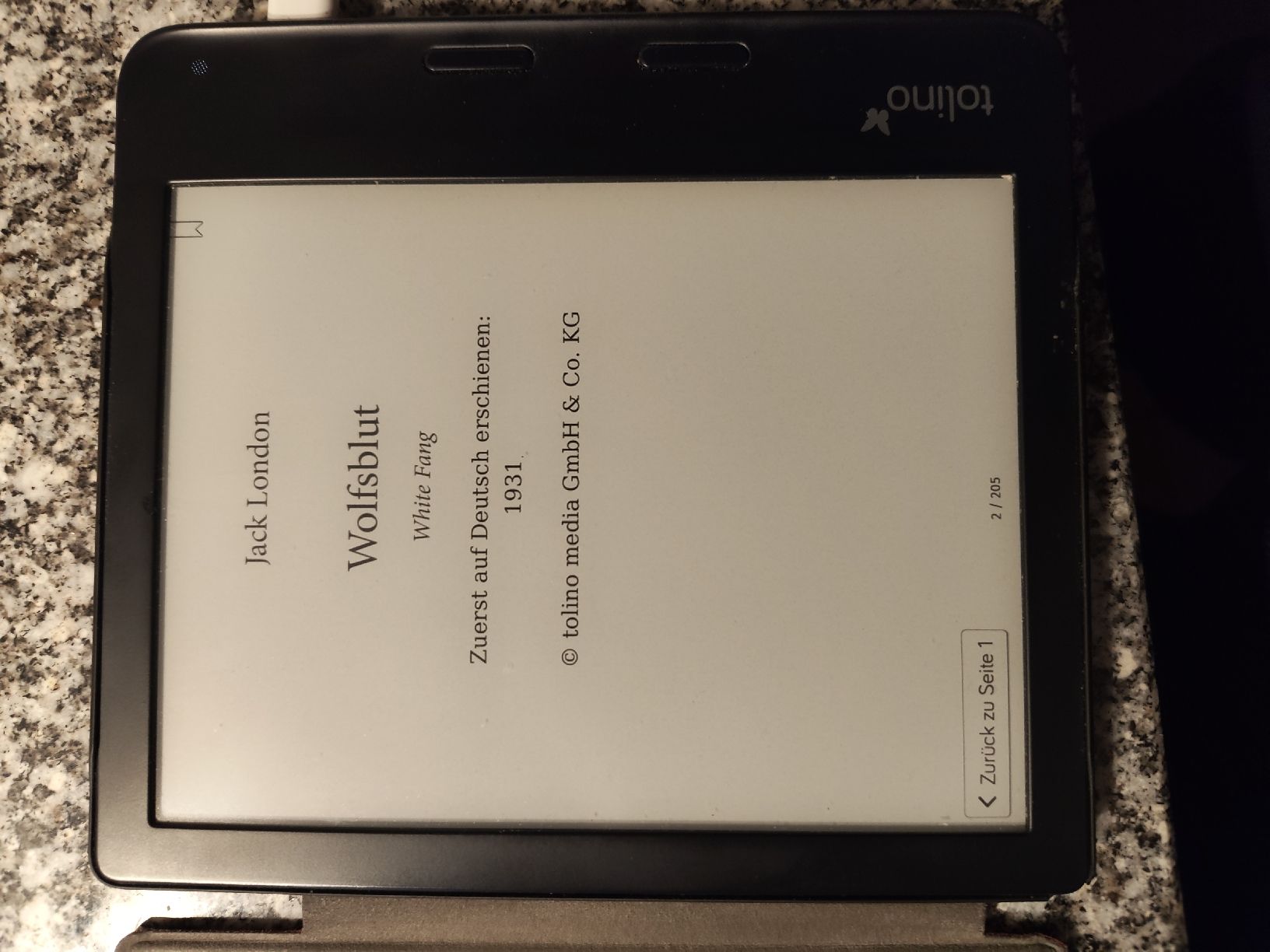 Tolino Covers & Schutzfolien: E-Reader Tolino schwarz mit roter Schutzhülle – Gebraucht aus Niederglatt SG von bella2022 6