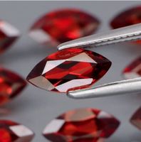 Vrai 0.63 Karat Natur Granat Rot aus Mosambik Edelstein Rot