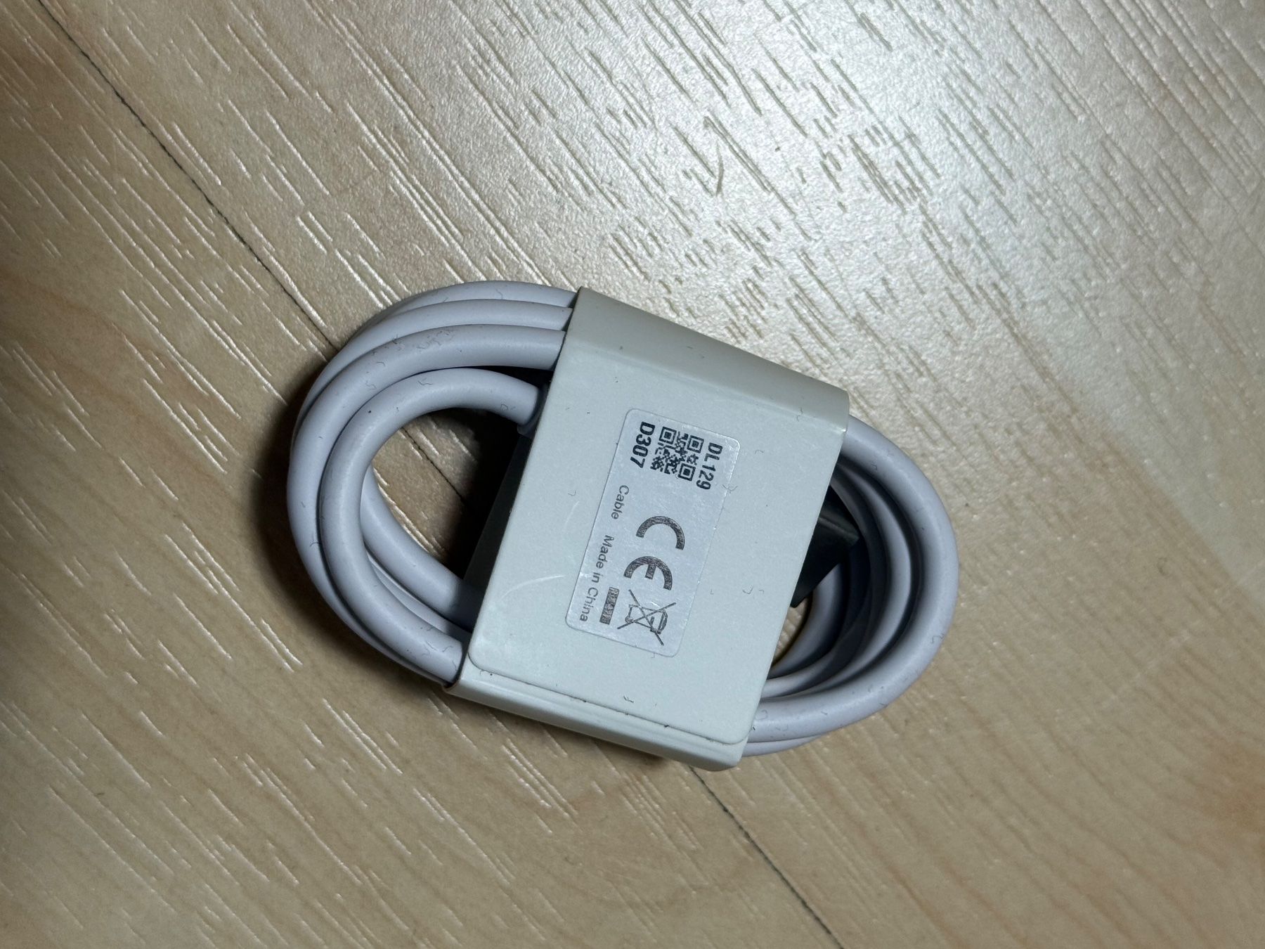 Apple Kabel: Samsung / iPad  Usb auf C  Ladekabel 1m - Original – Neu (gemäss Beschreibung) aus Rudolfstetten von 2Angebote 1