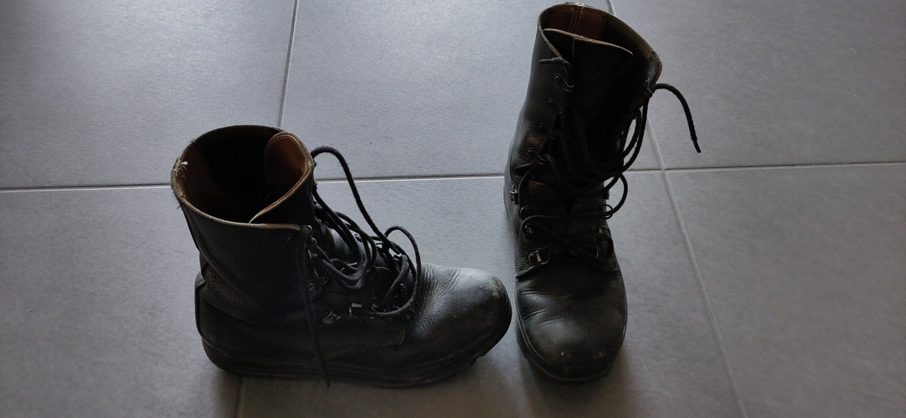 Schweizer Armee Scarpe da uomo: Militärstiefel – Usato da Lyss venduto da CHM36 2