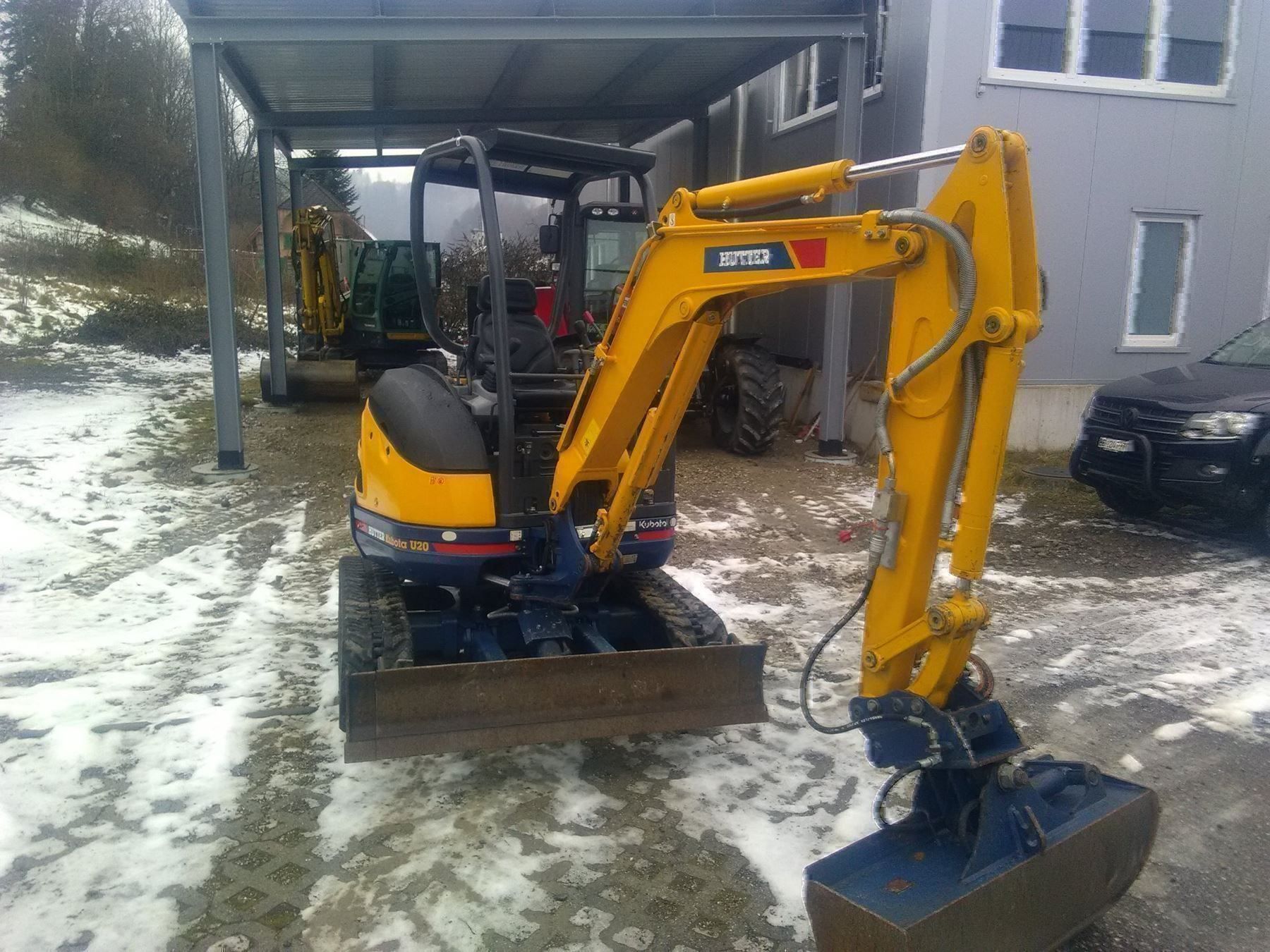 Kubota Escavatori: Bagger 2.5 to Mieten – Usato da Biembach im Emmental venduto da Daewoo75 2