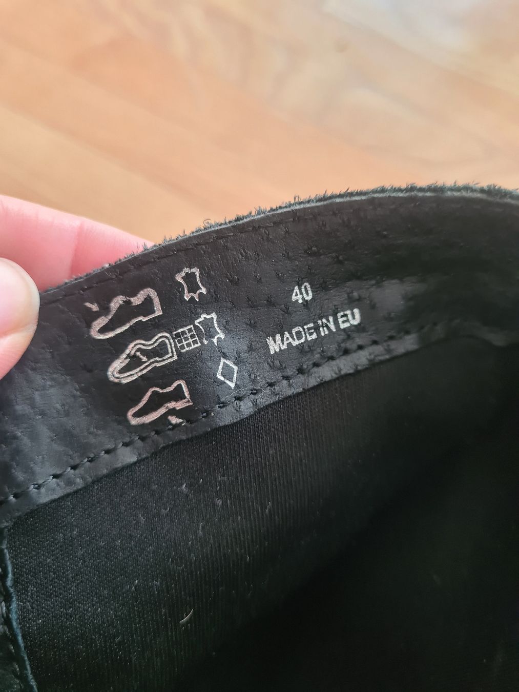 Chaussures femmes: Stiefeletten, Leder, schwarz, gr. 40 – D'occasion à Steinhausen par MilaB 1