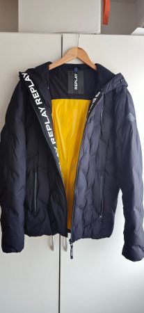 Replay Winterjacke, schwarz, sehr guter Zustand