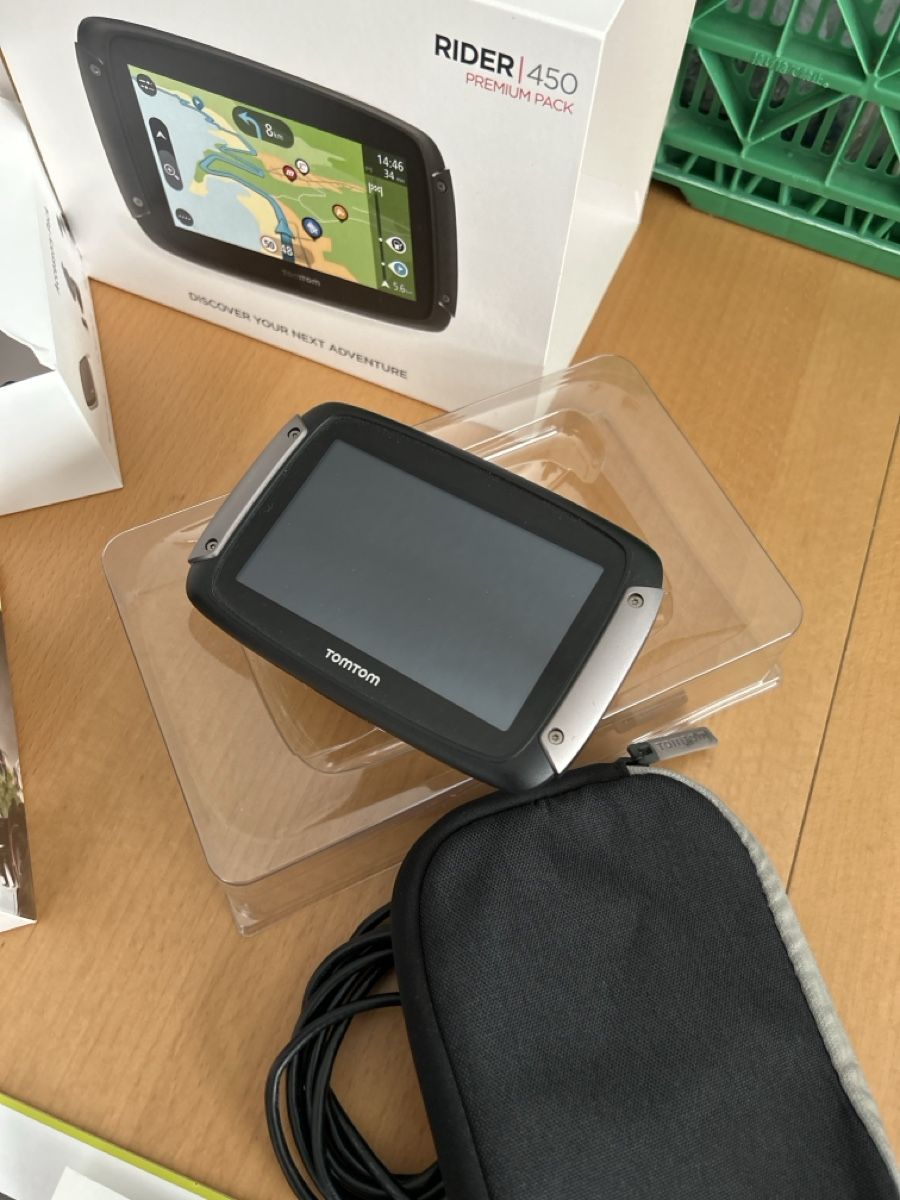Tomtom Navigatori: GPS TomTom Rider 450 – Usato da Villarimboud venduto da ily01 2