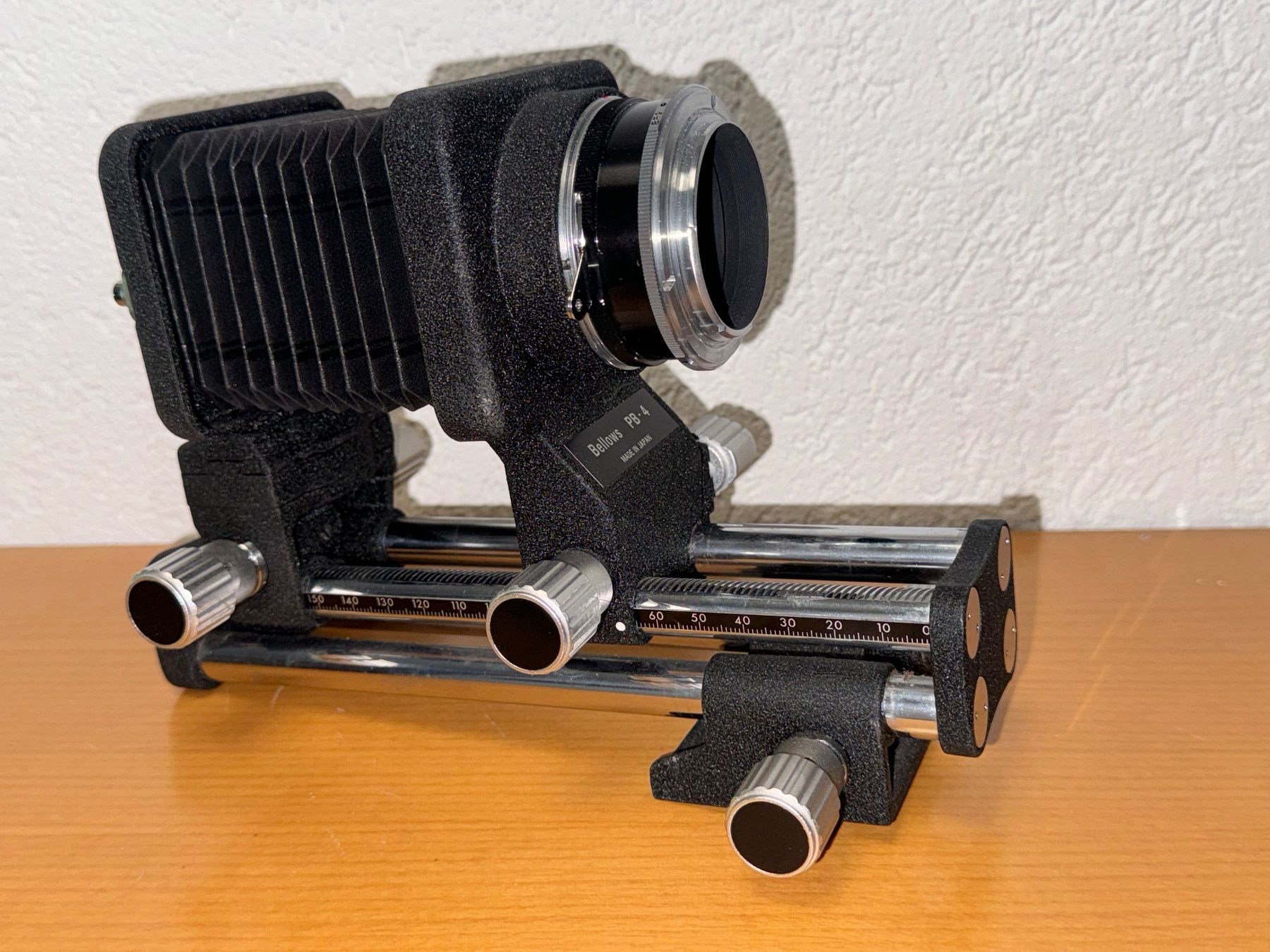 Nikon Fotocamera: NIKON PB-4 bellows Balgengerät, Adapters BR2 und BR3 – Usato da Kaiseraugst venduto da winnetou04