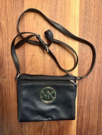 Schwarze Michael Kors Umhängetasche Leder, super Zustand! 👜
