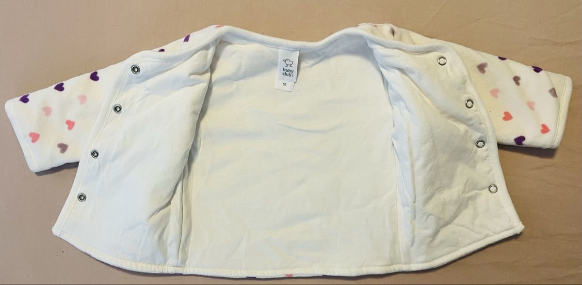 C&A Pullover & Sweatshirts: Baby Pullover – Neu (gemäss Beschreibung) aus Saas-Fee von Marienelly19 2