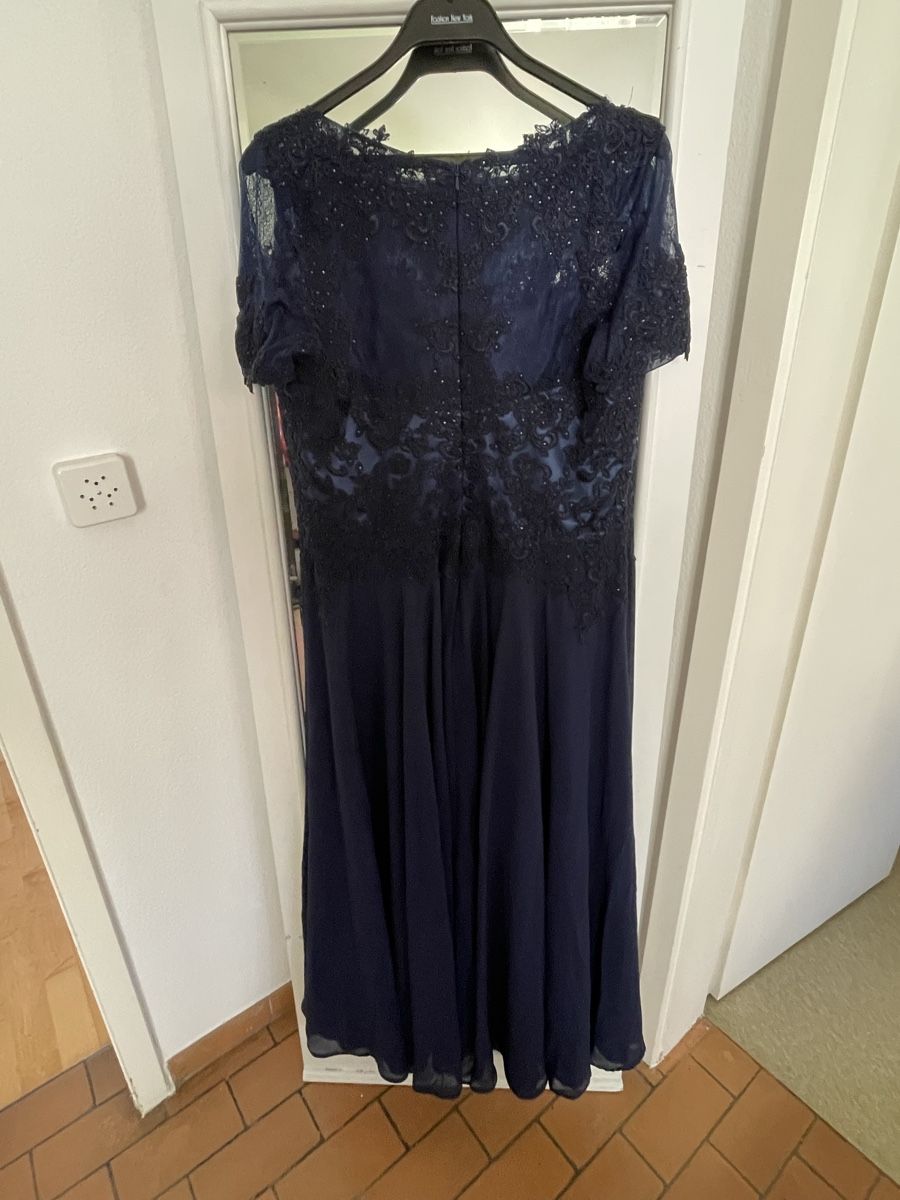 Vestiti: Hochwertiges Abendkleid Gr. 44-46 – Nuovo (secondo la descrizione) da Bern venduto da urs_jsz5 2