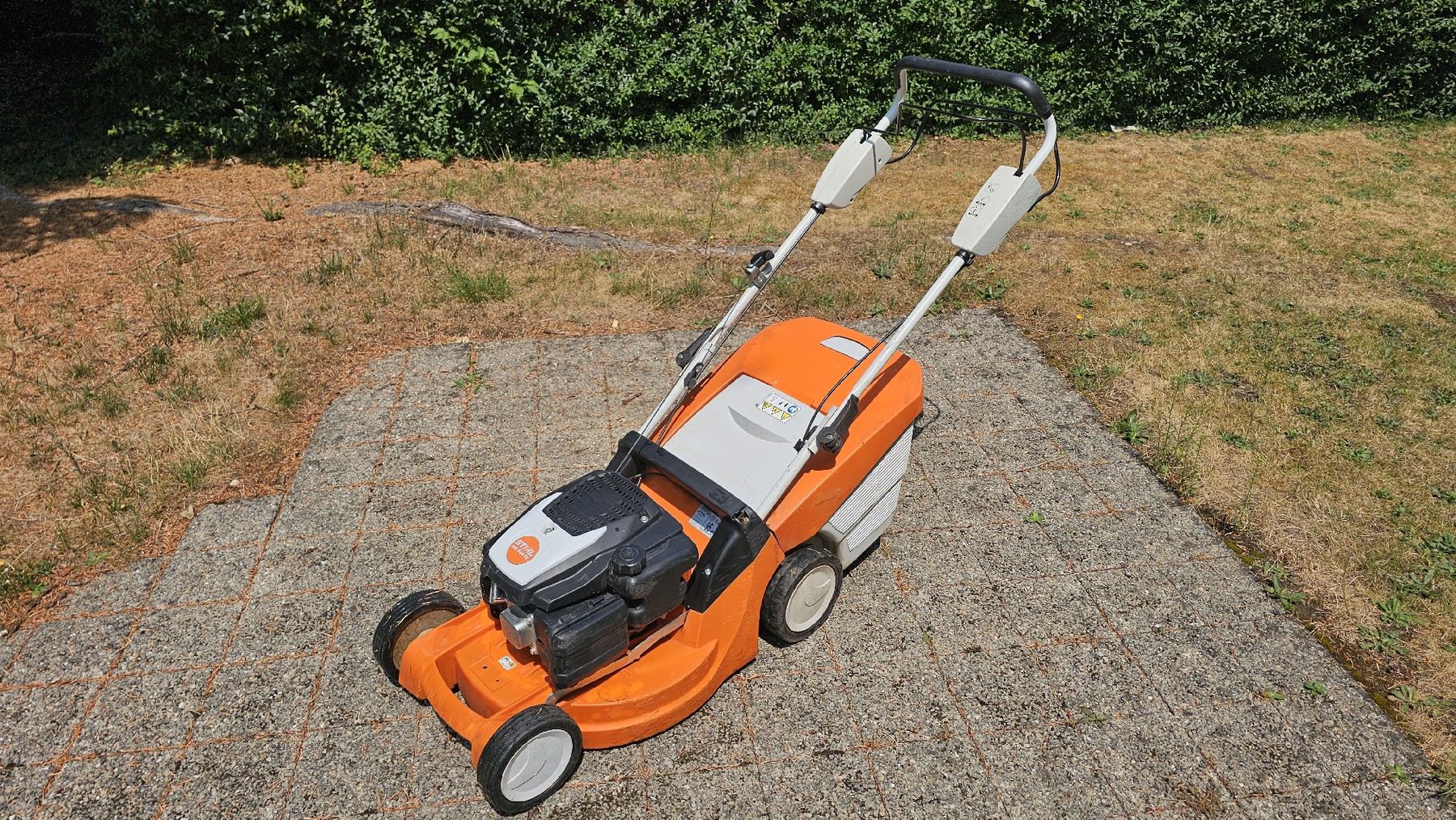 Stihl Tondeuses à gazon: Stihl Rasenmäher – D'occasion à Uster par mor.leo