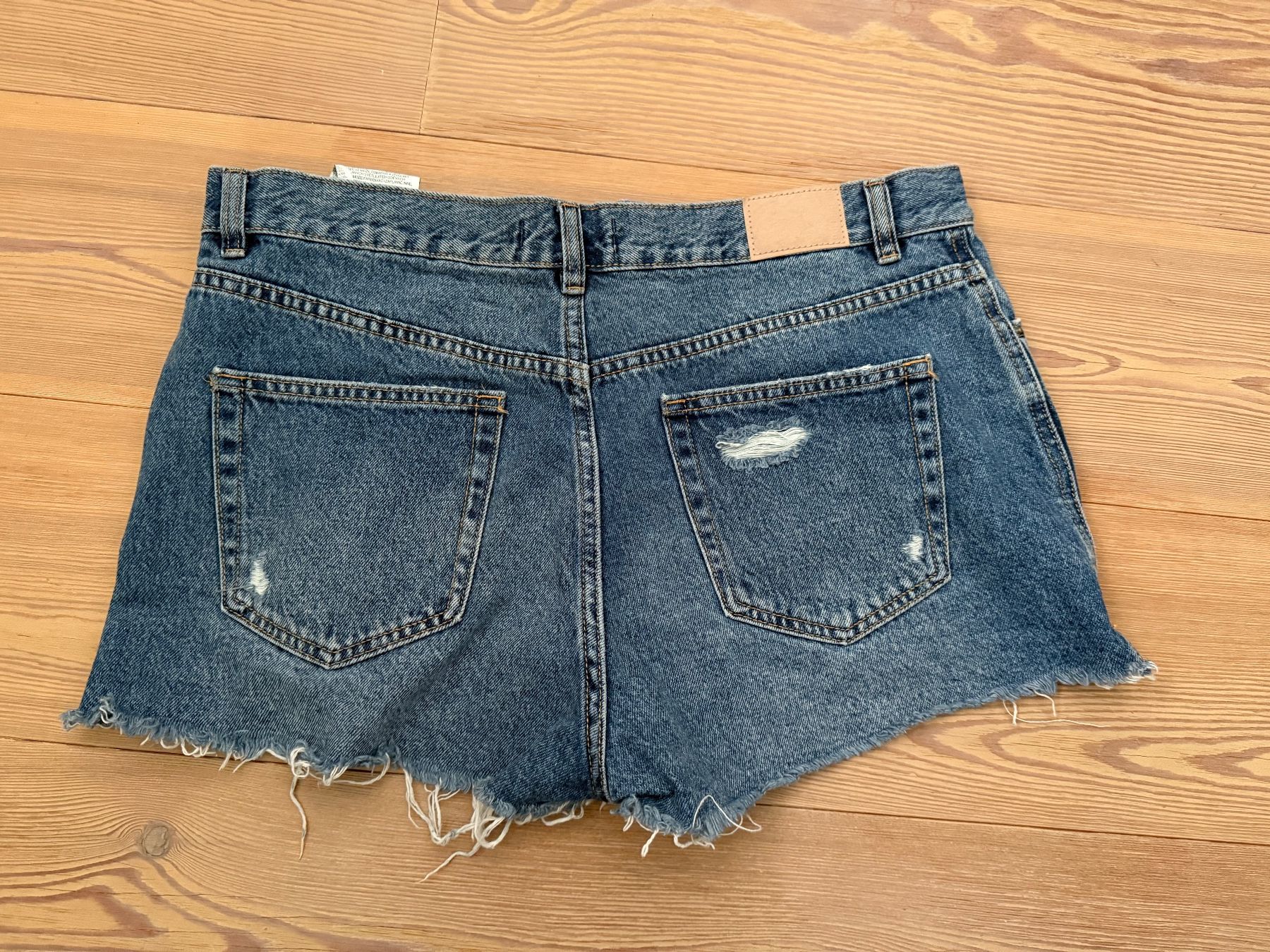 Pull&Bear Jeans: Jeans Shorts Pull&Bear Gr.42 – Usato da Ardez venduto da 2004ankek 1