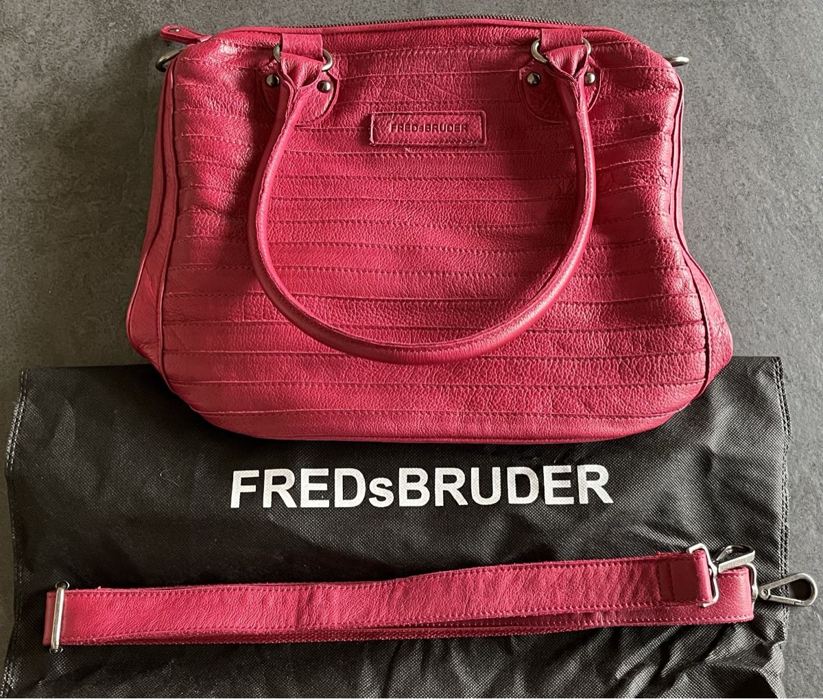 FredsBruder Borse da donna: FREDsBRUDER Leder Handtasche – Usato da Basel venduto da Cmueggi 6