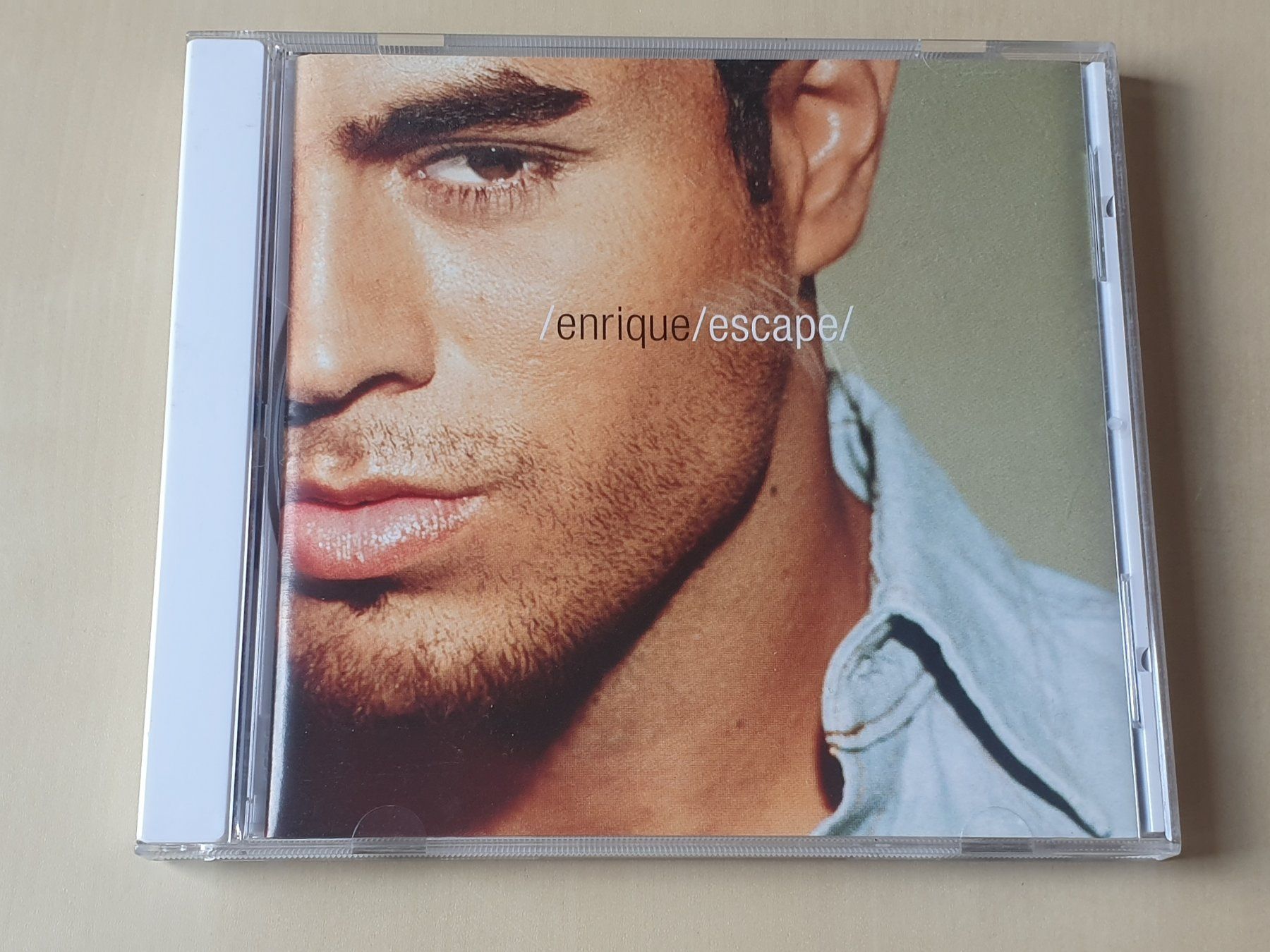 CD: Enrique Escape – Usato da Stansstad venduto da collectorsshop