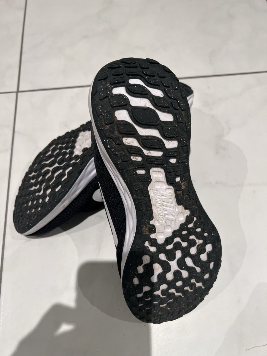 Nike Scarpe da uomo: Nike Turnschuh in Gr. 38 – Usato da Stäfa venduto da Gugliotta 1
