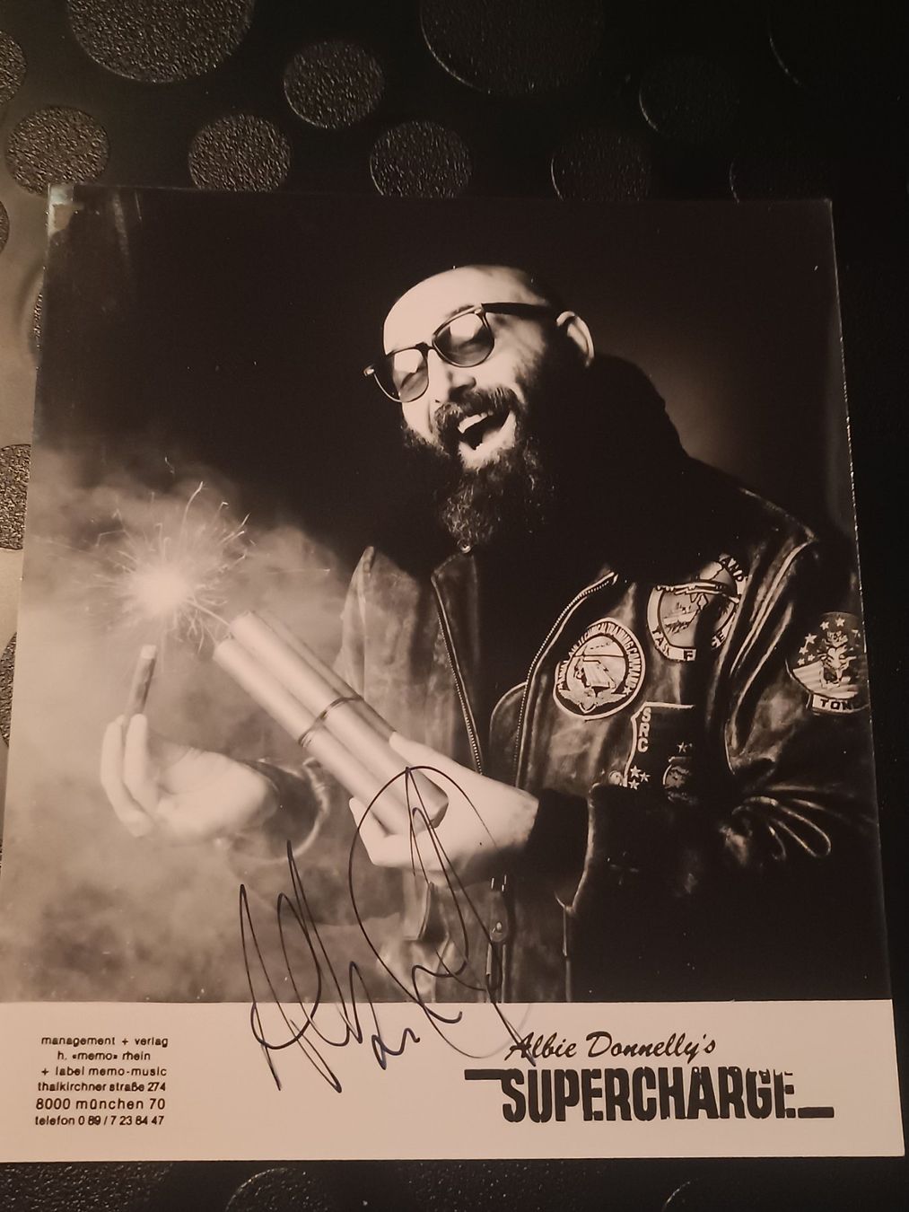 Autografi: Albie Donnelly / Supercharge - handsigniert – Usato da Menziken venduto da Artographs