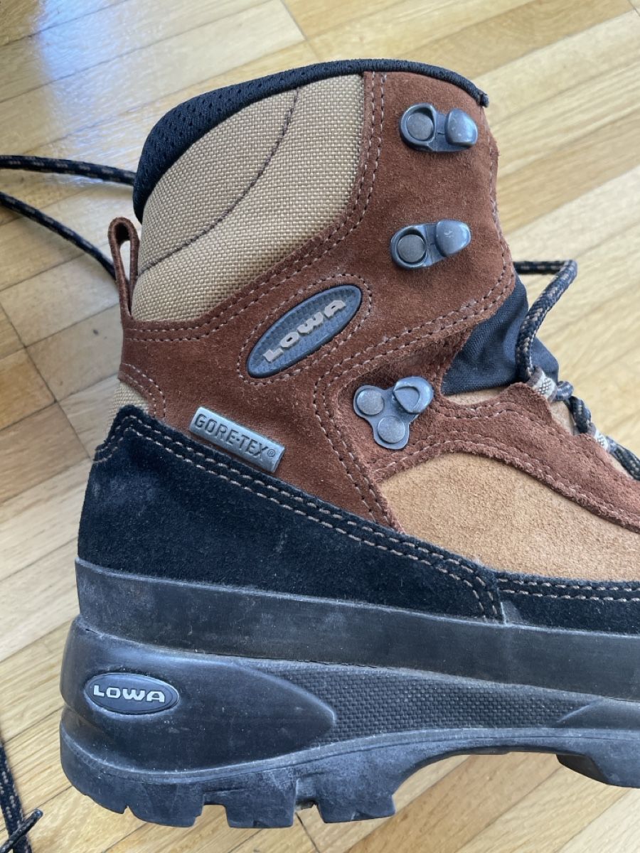 Lowa Scarpe da uomo: Wanderschuhe Lowa Gore-Tex 39 1/2 – Nuovo (secondo la descrizione) da Ebmatingen venduto da Reva-Sue 4
