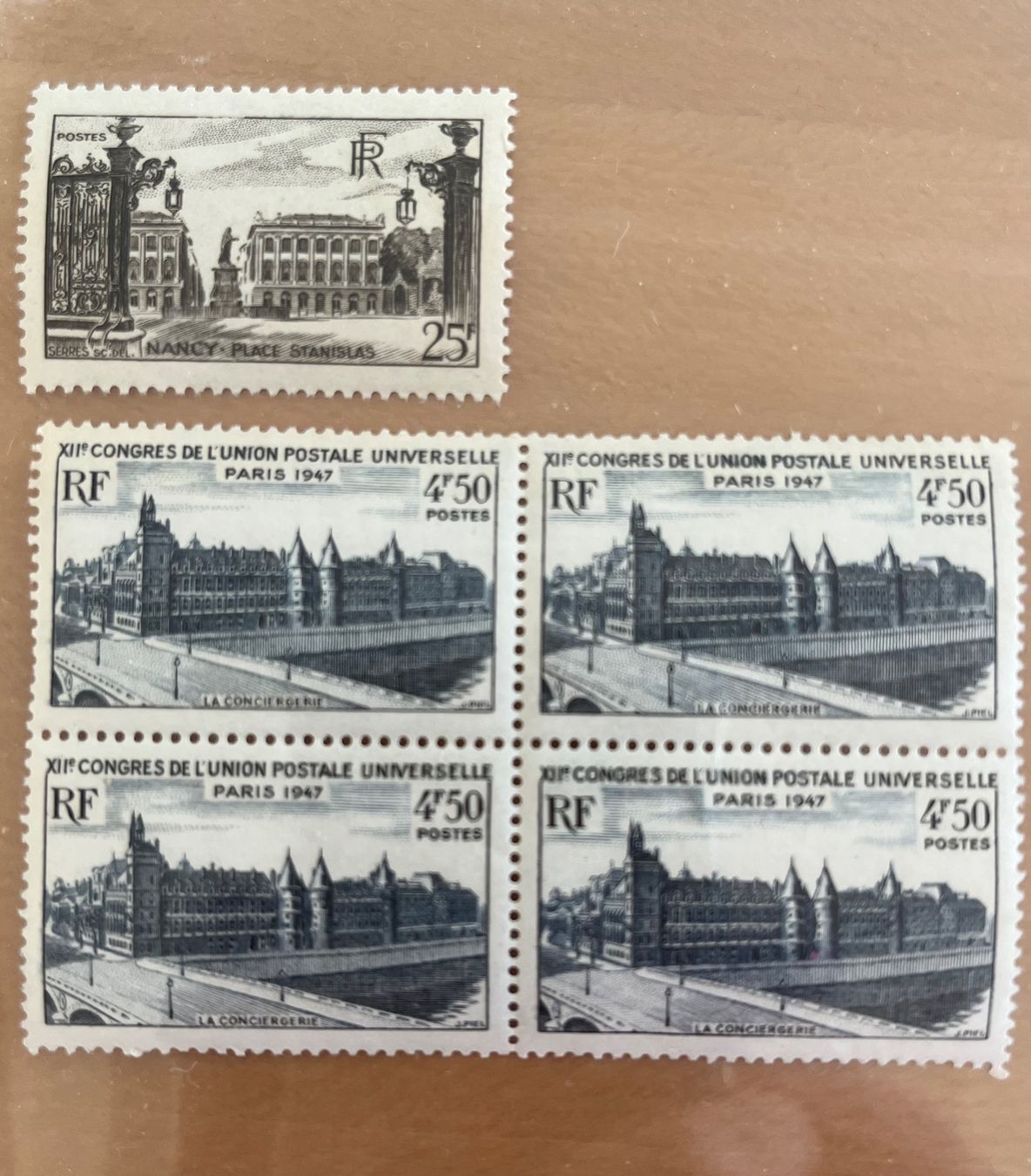 Tutti i francobolli: Französische Briefmarken 1946-1965 – Usato da Rotkreuz venduto da urs_8zbx 1