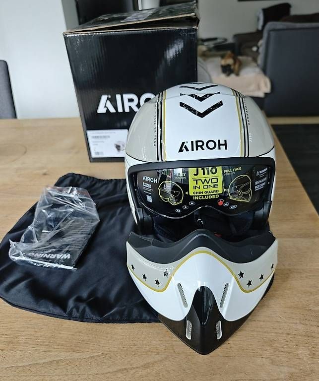 Airoh Caschi & visiere: AIROH Jet- und/oder Integral Motorradhelm - NEU + OVP – Nuovo e nell'imballaggio originale da Bertschikon Gossau venduto da howieman 1
