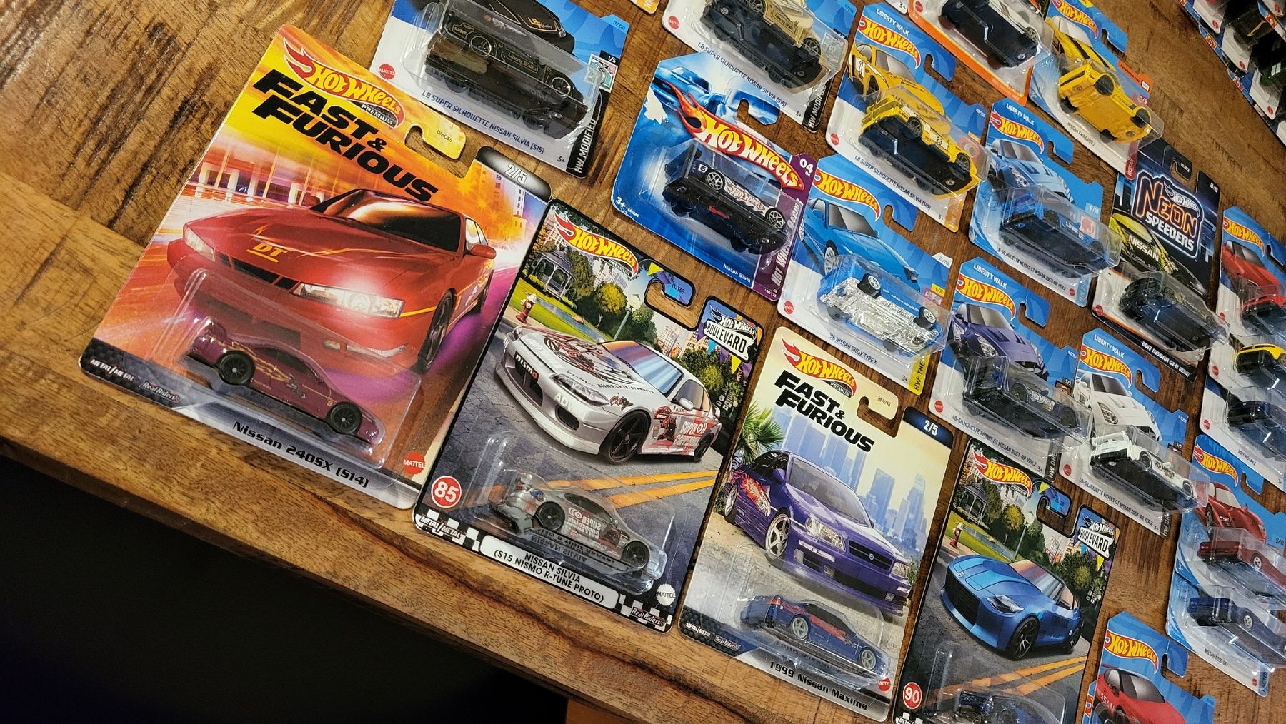 Hot Wheels Modellini d'auto: Hot Wheels Sammlung Nissan – Nuovo e nell'imballaggio originale da Jona venduto da mjo_f5t2