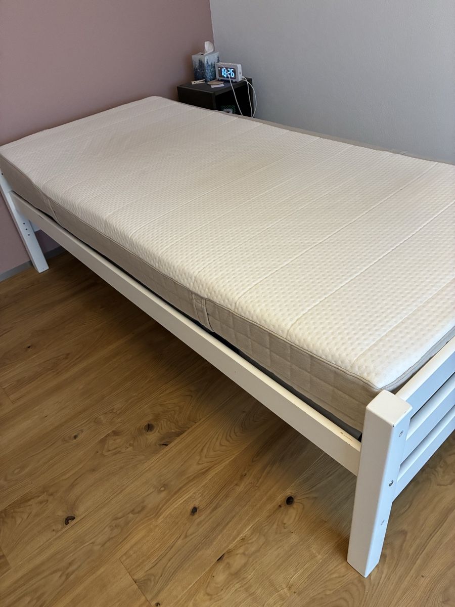 Happy Letti: Bett mit Happy Bett Lattenrost – Usato da Bichwil venduto da loft204 2
