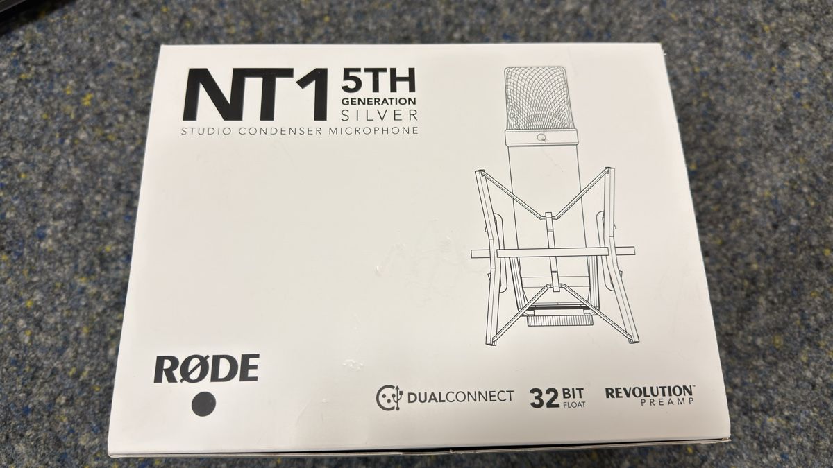 Røde Mikrofone: RØDE NT1 5th Generation Large Diaphragm Condenser Microphone – Neu (gemäss Beschreibung) aus Champfèr von tbu_rr9y