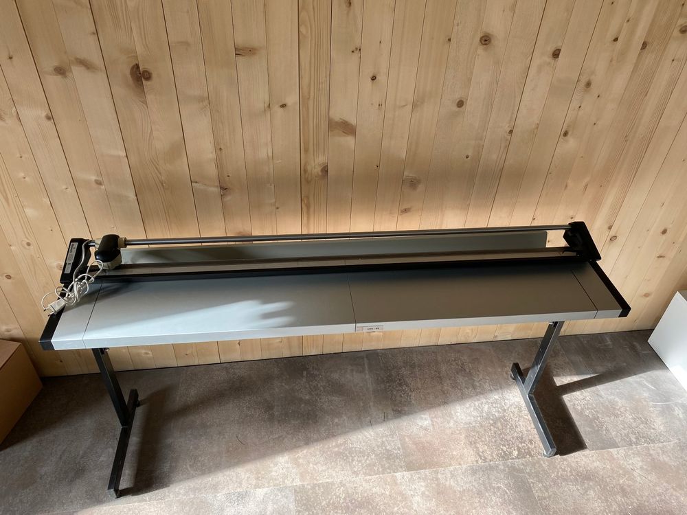Papierschneidemaschine Rowe - 59 (Gebraucht) in Müstair für CHF 5 – nur ...