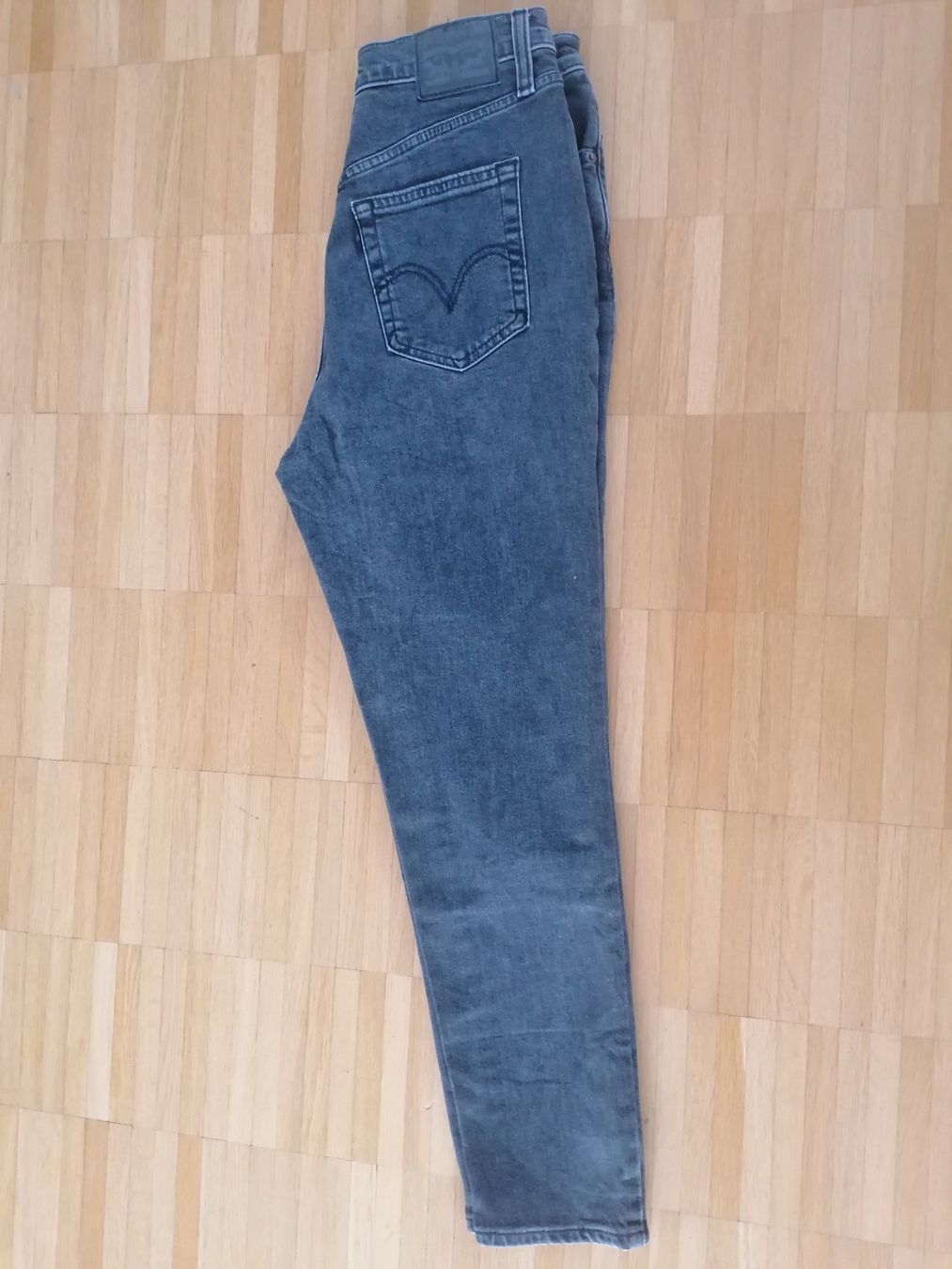 Levi's Jeans: Levi's Jeans – Nuovo e nell'imballaggio originale da Laufenburg venduto da megane1959 1