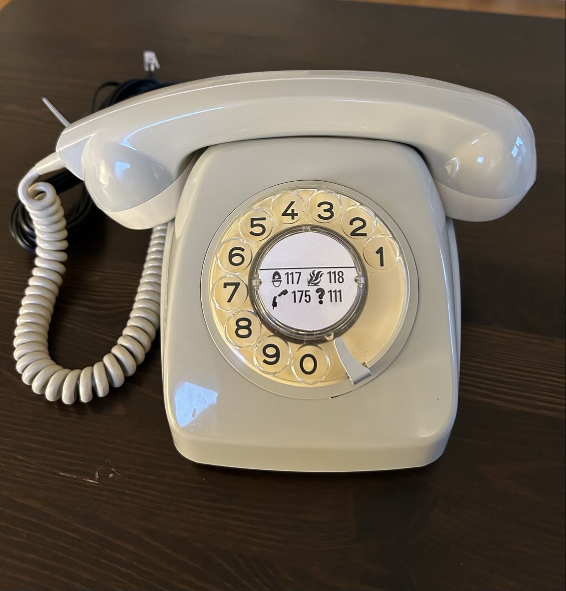 Telefoni: Modell 70, grau, betriebsbereit – Usato da Muri AG venduto da old-swissphones