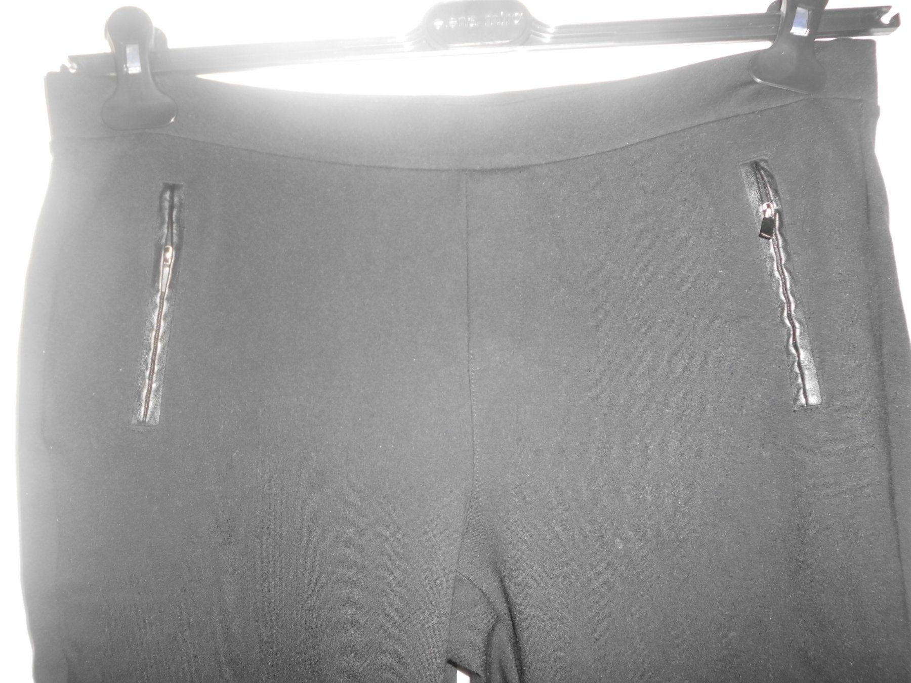 C&A Leggings: Leggins noir T. 44 – Usato da Marin-Epagnier venduto da Madja 1