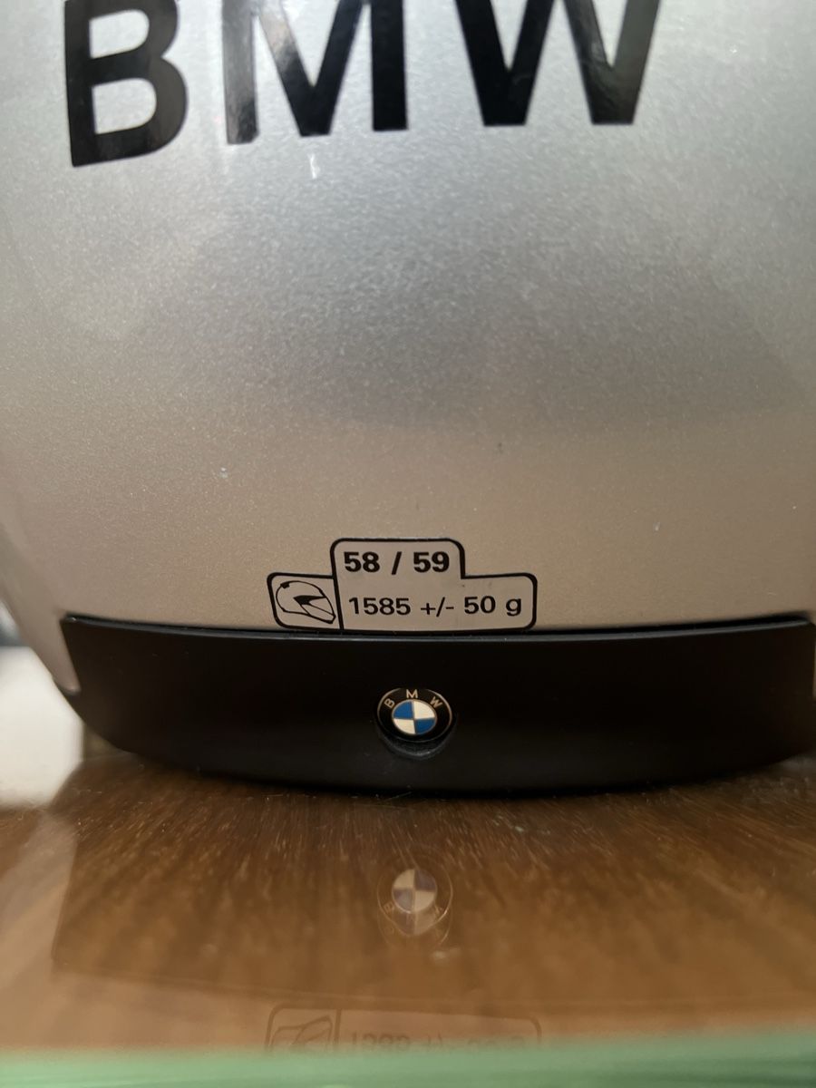 BMW Casques & visières: Integralhelm BMW Silber Grösse 58/59 gebraucht – D'occasion à Niederwangen BE par KFI 4