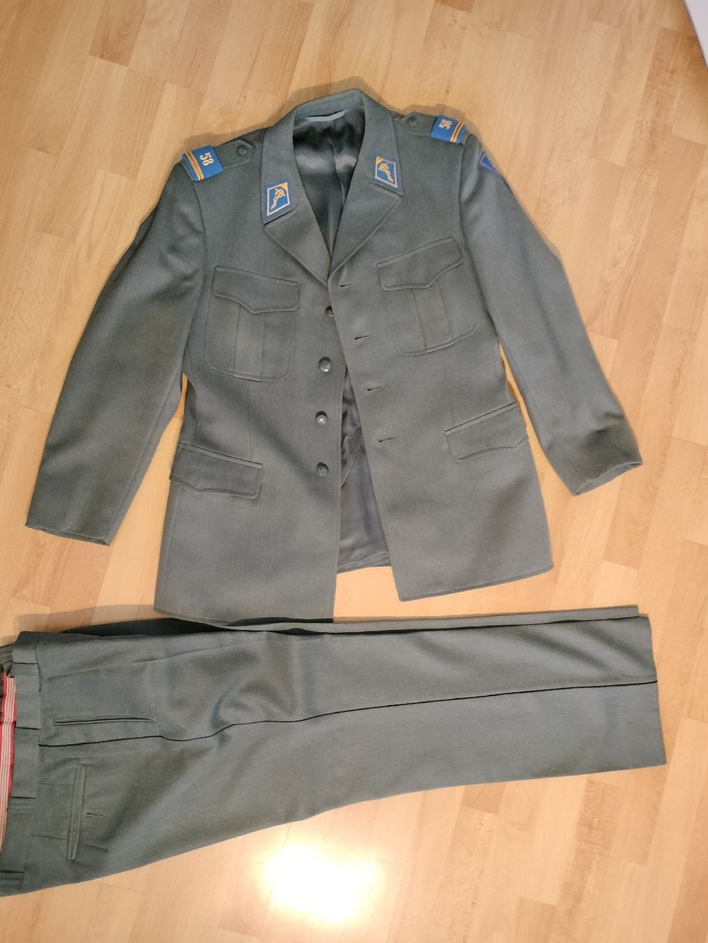 Schweizer Armee Uniformi: Schweizer Armee Militär Uniform – Usato da Schwanden Sigrisw venduto da Wibe81