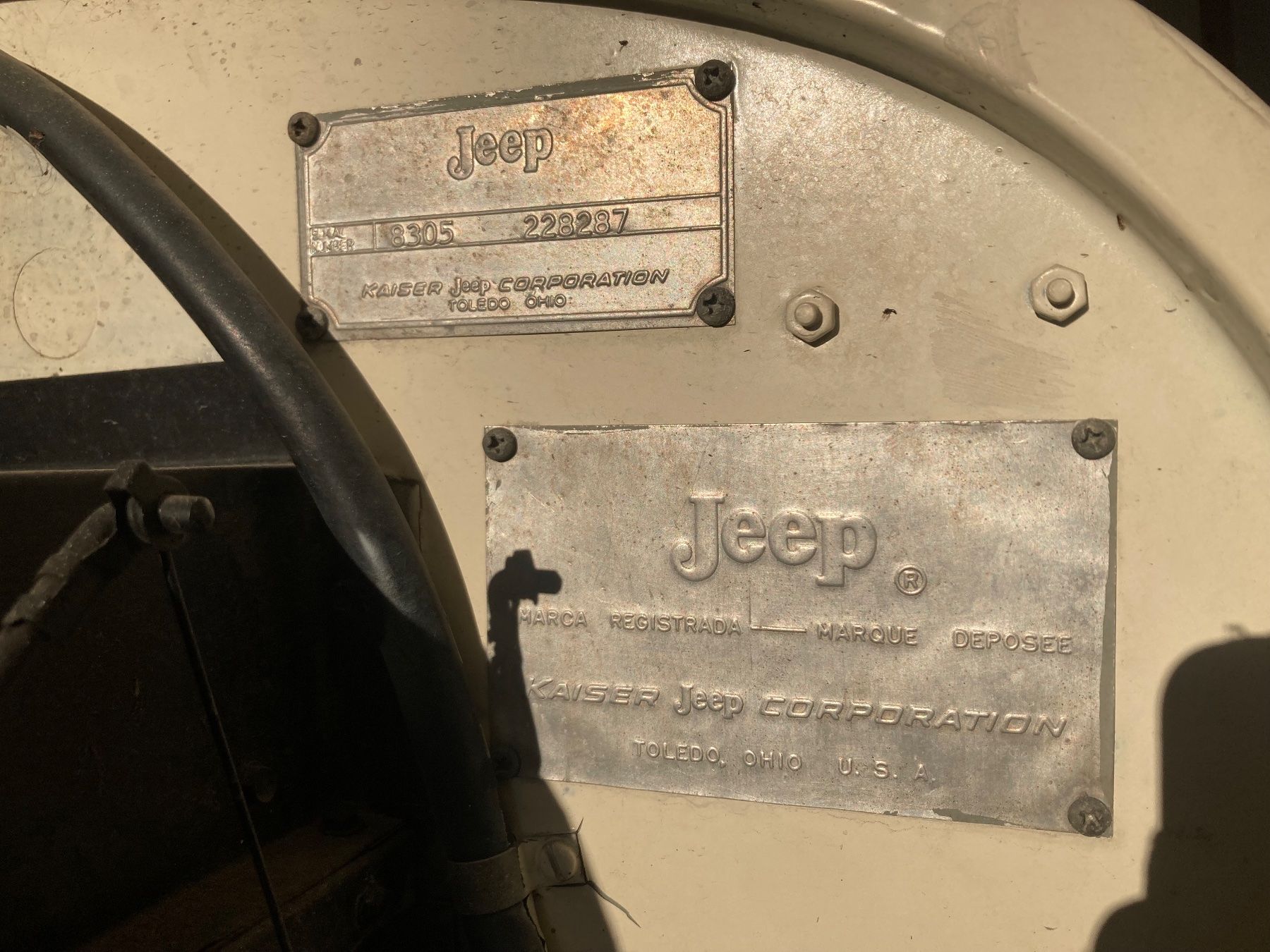 Kaiser Automobili: Jeep Kaiser – Usato da Frümsen venduto da Goepe 5
