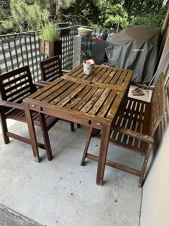 Set di tavolo e panche: Gartentisch mit 2 Stühlen und Sitbank – Usato da Bonstetten venduto da locco_7