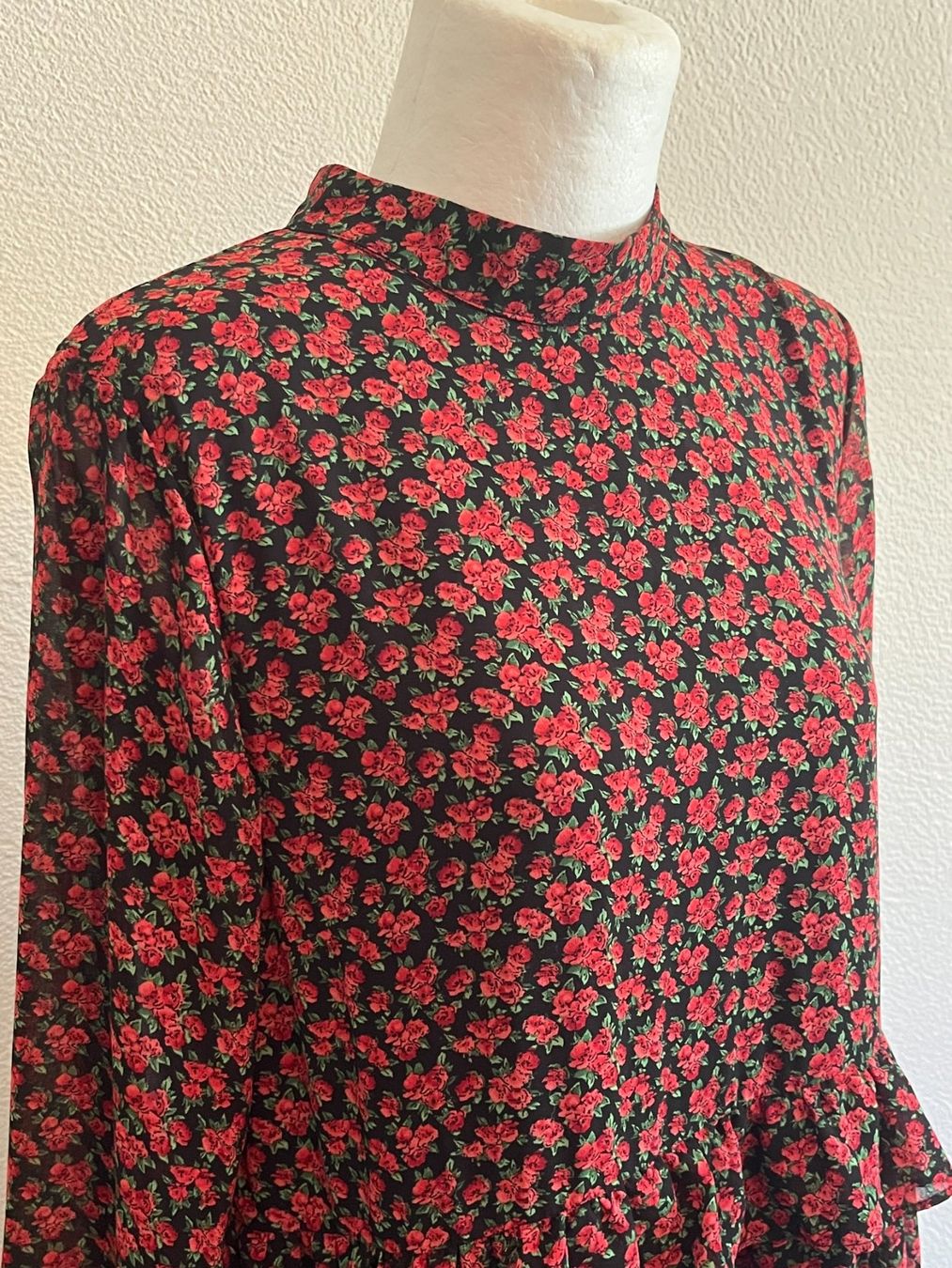 Vestiti: Mega Kleid mit Blumenmuster, NEU, Gr. M, NP 109.- – Nuovo (secondo la descrizione) da Altendorf venduto da Beauty_Girl83 1