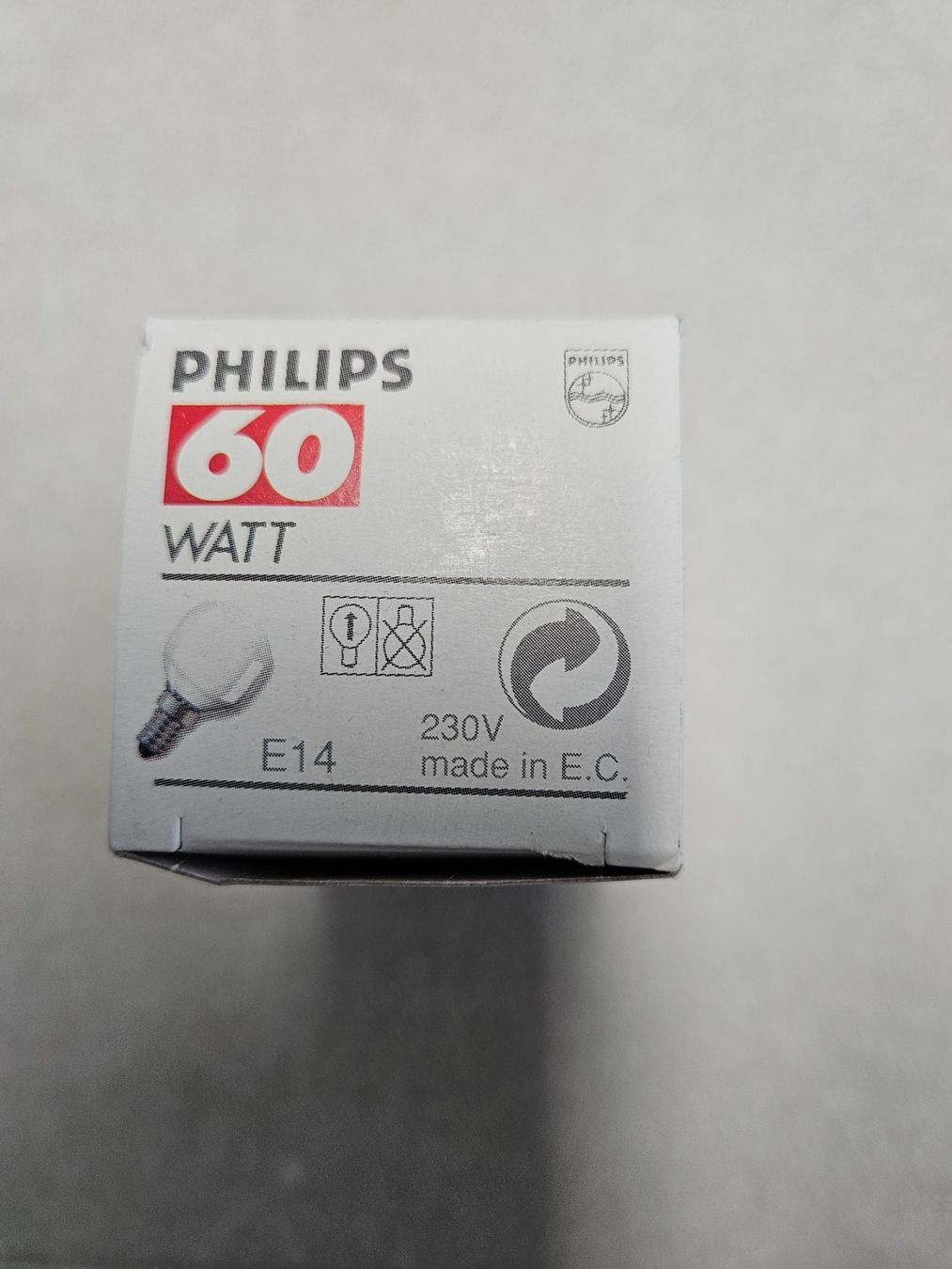 Philips Lampade: Philips 60w E14 softone – Nuovo e nell'imballaggio originale da Mettau venduto da Htur1 1