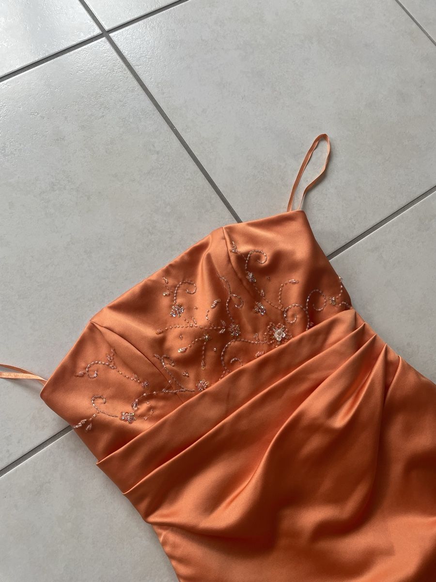 Vestiti: Elegantes, orange Abendkleid mit Schlitz, Grösse 36. – Nuovo (secondo la descrizione) da Dübendorf venduto da jlu_r7hz 4