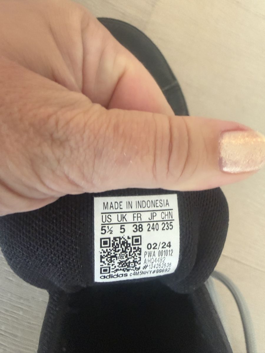 Adidas Herrenschuhe: Adidas Grösse 38 – Neu (gemäss Beschreibung) aus Wallisellen von Nataschab0 4