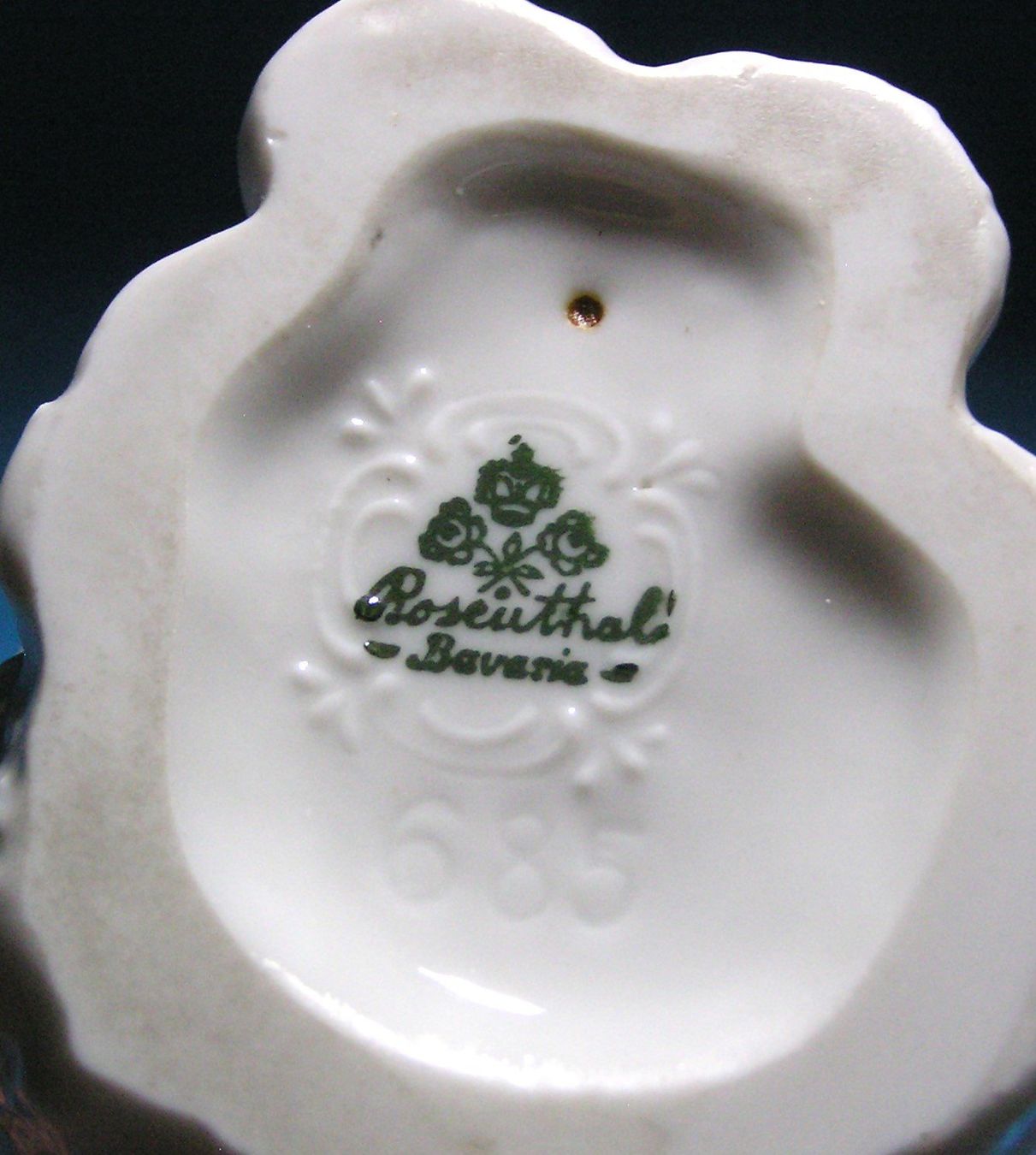Rosenthal Statuette: ROSENTHAL FIGUR DRAHTHAAR TERRIER – Usato da Grenchen venduto da Antique-hunter 4