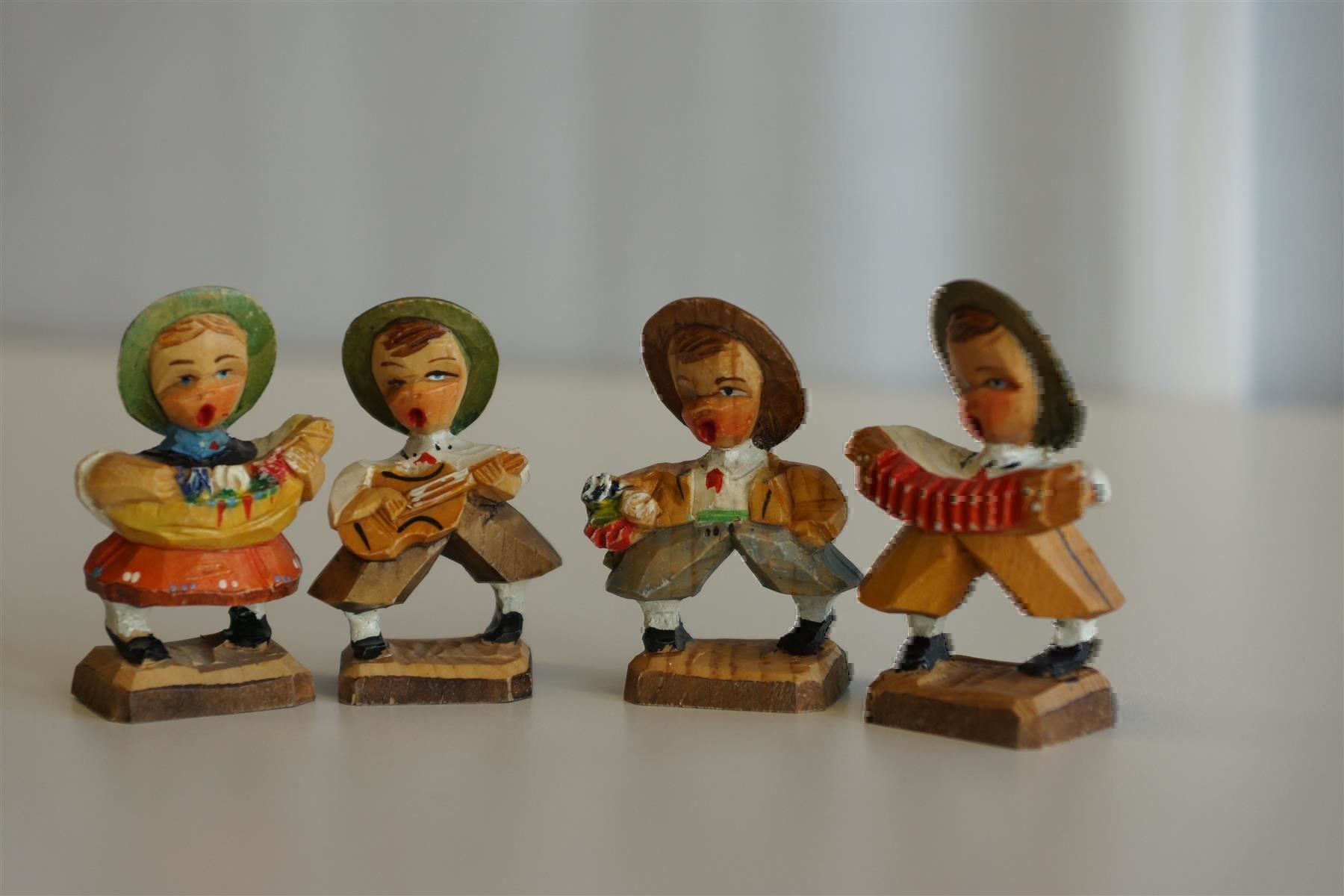 Sculture & Statue: Musikanten, geschnitzt – Nuovo e nell'imballaggio originale da Brienz BE venduto da P.Edelweiss 1