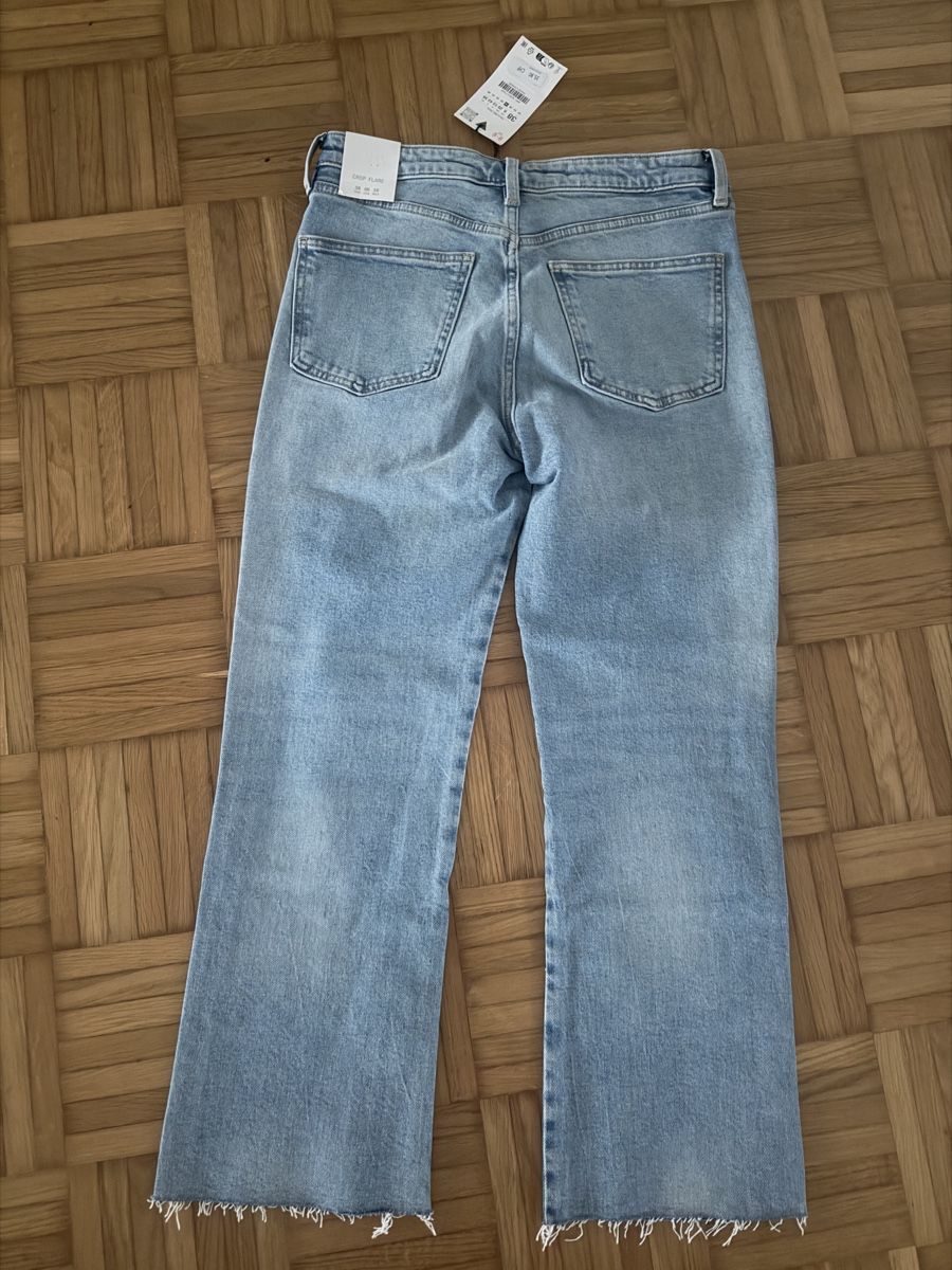 Zara Jeans: ZARA Jeans Gr. 38 – Nuovo e nell'imballaggio originale da Wetzikon ZH venduto da tuna83 3
