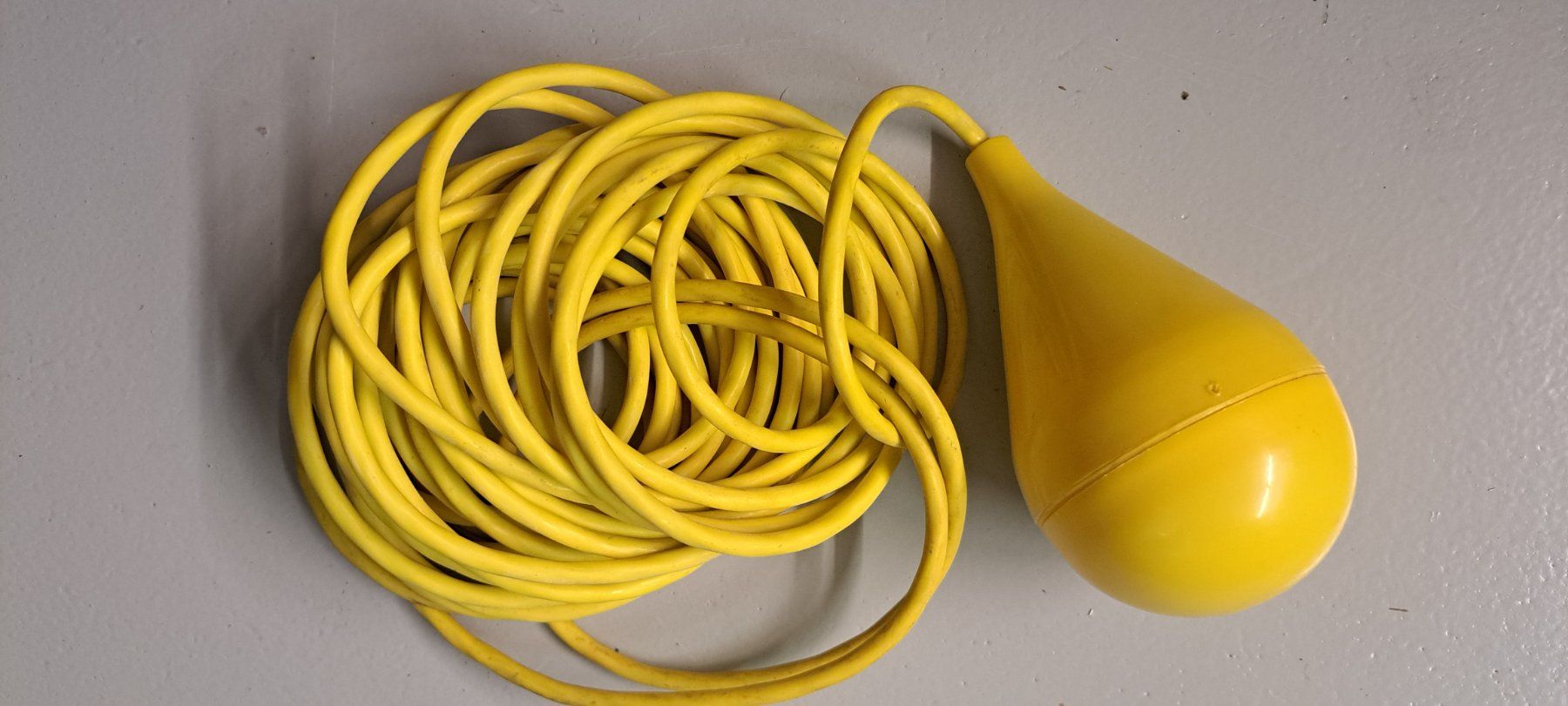 Componenti elettronici: Flüssigkeitsregler – Nuovo (secondo la descrizione) da Matzendorf venduto da maxwin 2