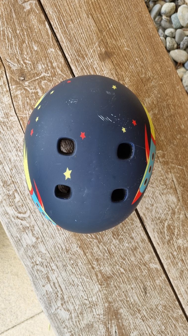 Helme: Casque pour enfants – Gebraucht aus Ferpicloz von Clicli014 1