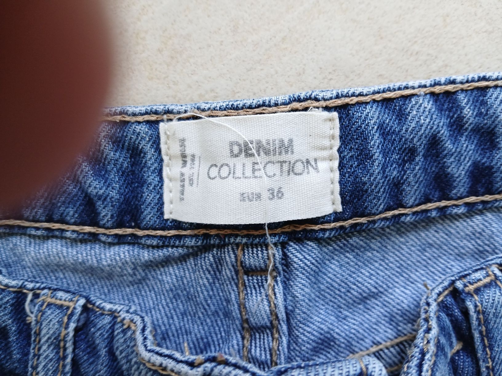Pantaloni: Hosenpaket – Usato da Liestal venduto da piperpa 5