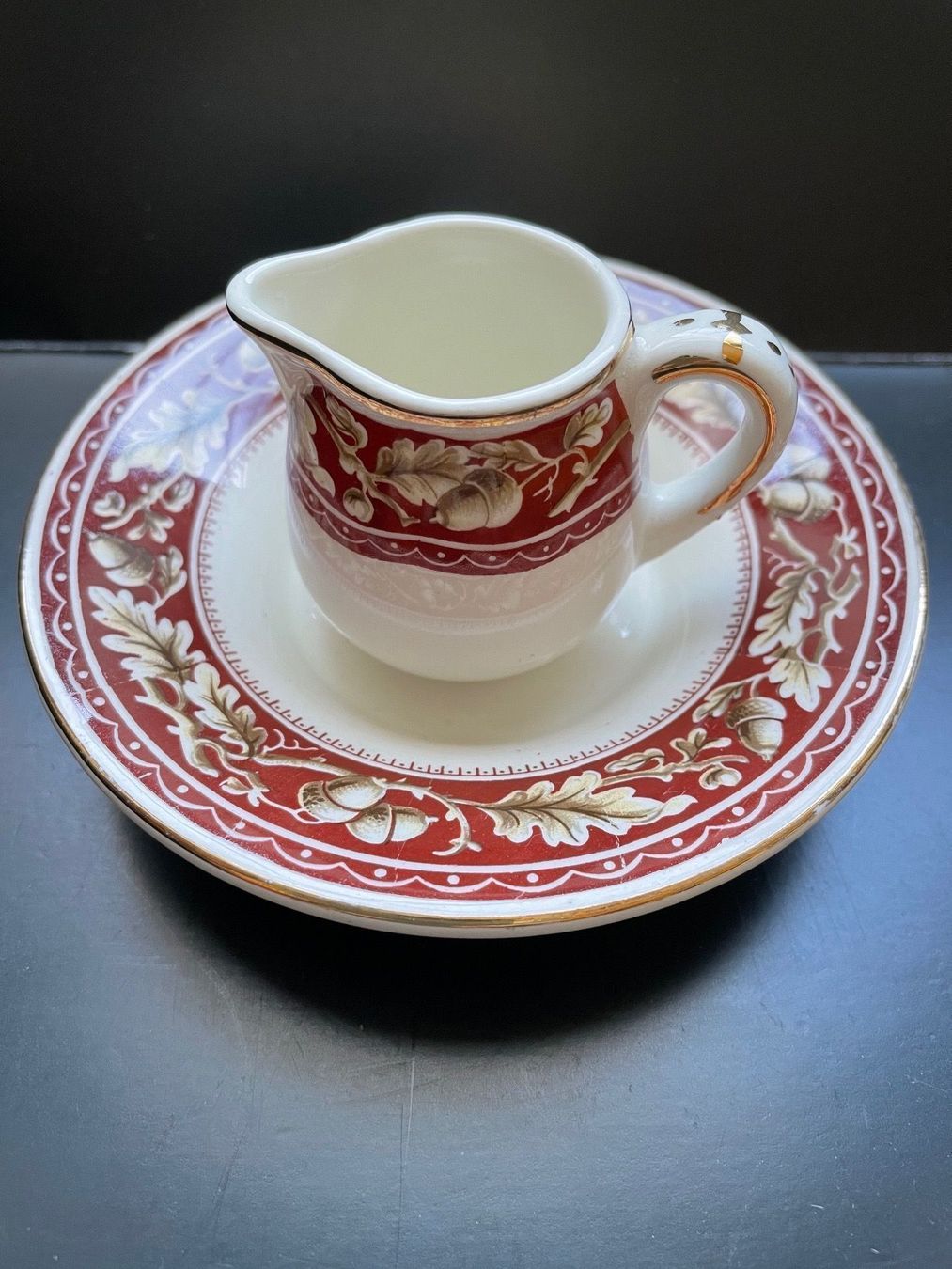 Set di piatti: Grindley England Cremier Set Eichel Deko – Usato da siebnen venduto da minte