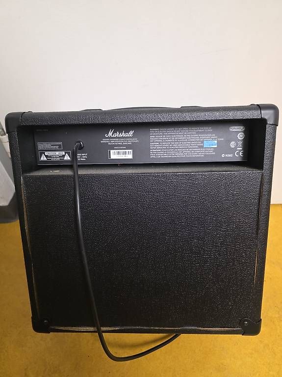 Amplificatori: Marshall MB 15 – Usato da Thal venduto da Dein_Dealwerk 2