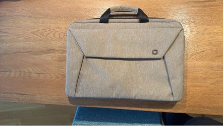 Laptoptasche schlicht beige mit Griffen Neu! 
