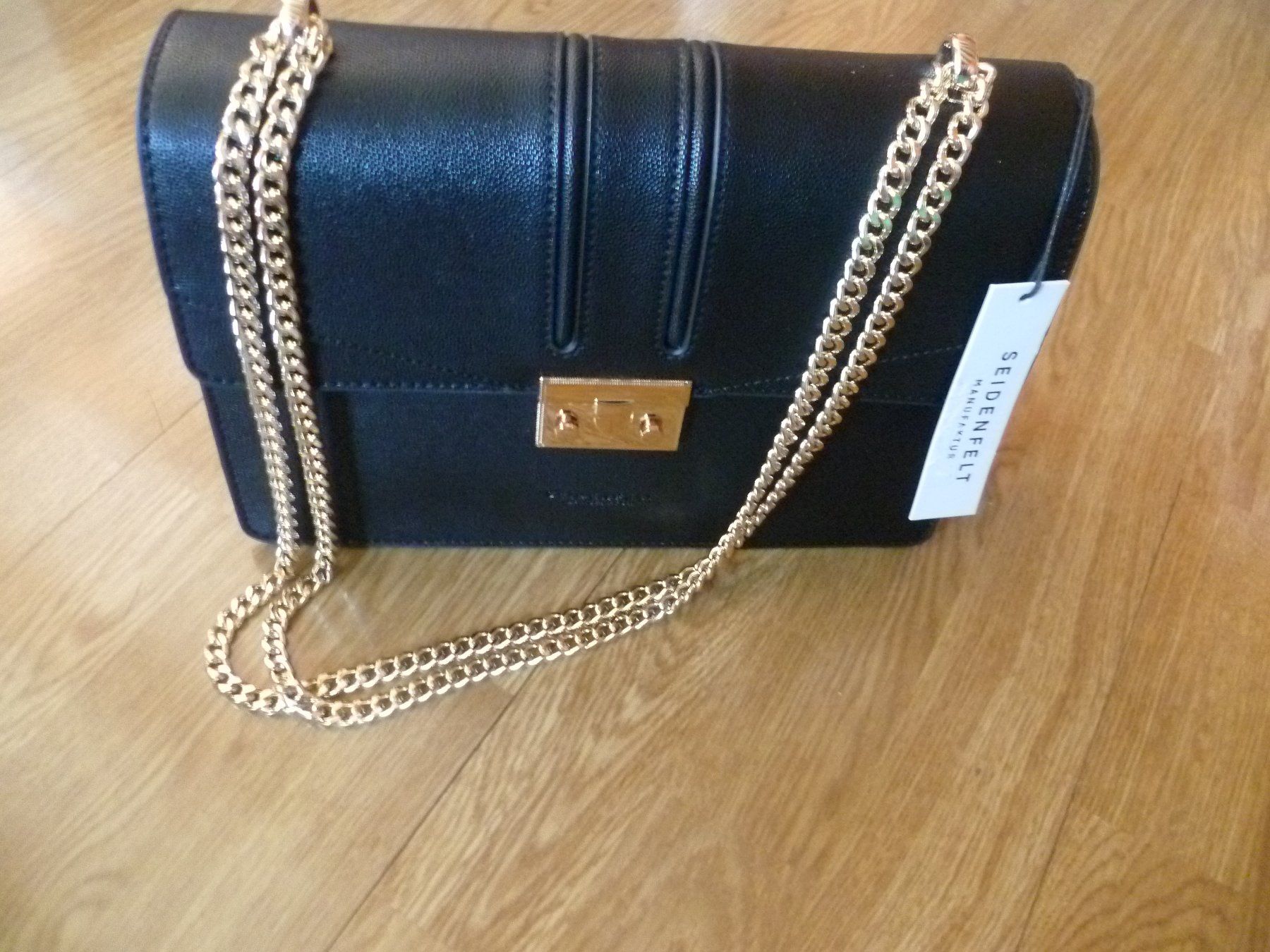 Sacs femmes: Handtasche – Neuf (Voir description) à Bargen BE par angel611