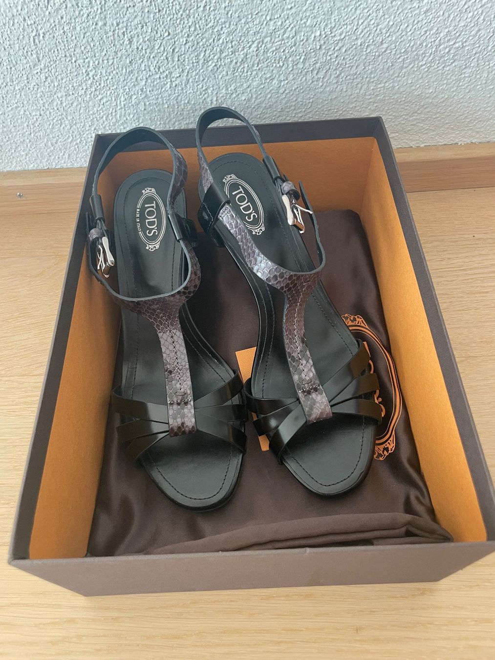 Tod'S Scarpe da donna: Tod’s plateau sandals – Nuovo (secondo la descrizione) da Zürich venduto da erica72 4