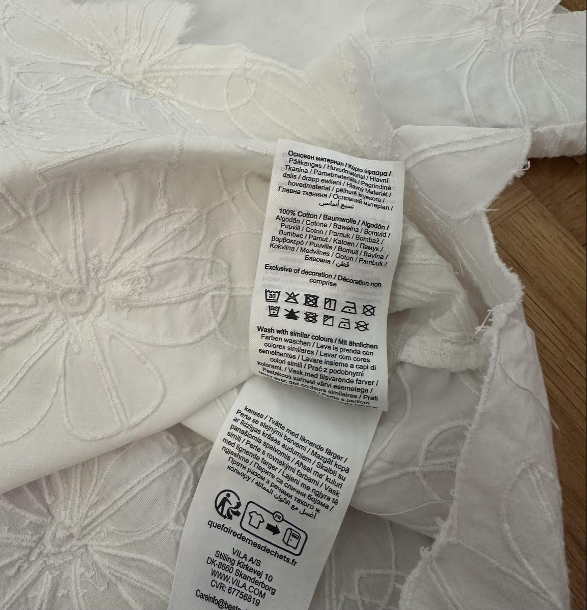 Tops: Weisses Oberteil/ Bluse von Object mit Blumenmuster Gr. 40 – Gebraucht aus Zürich von alex124 3